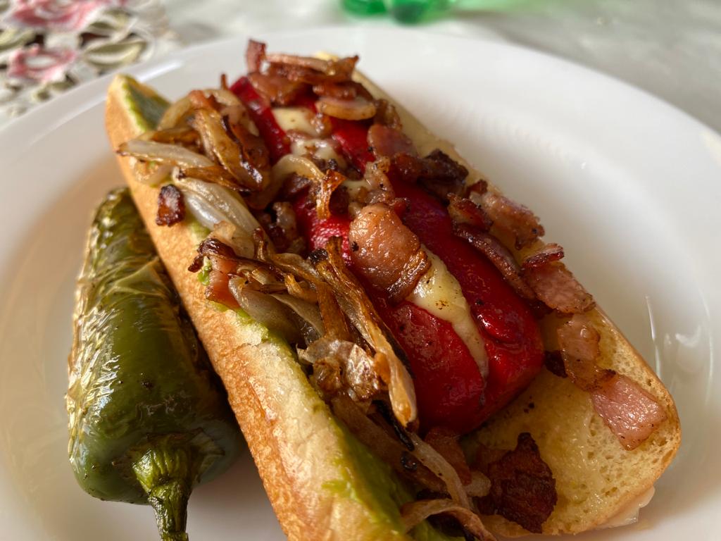 Hamburguesas “Los Primos” image 4