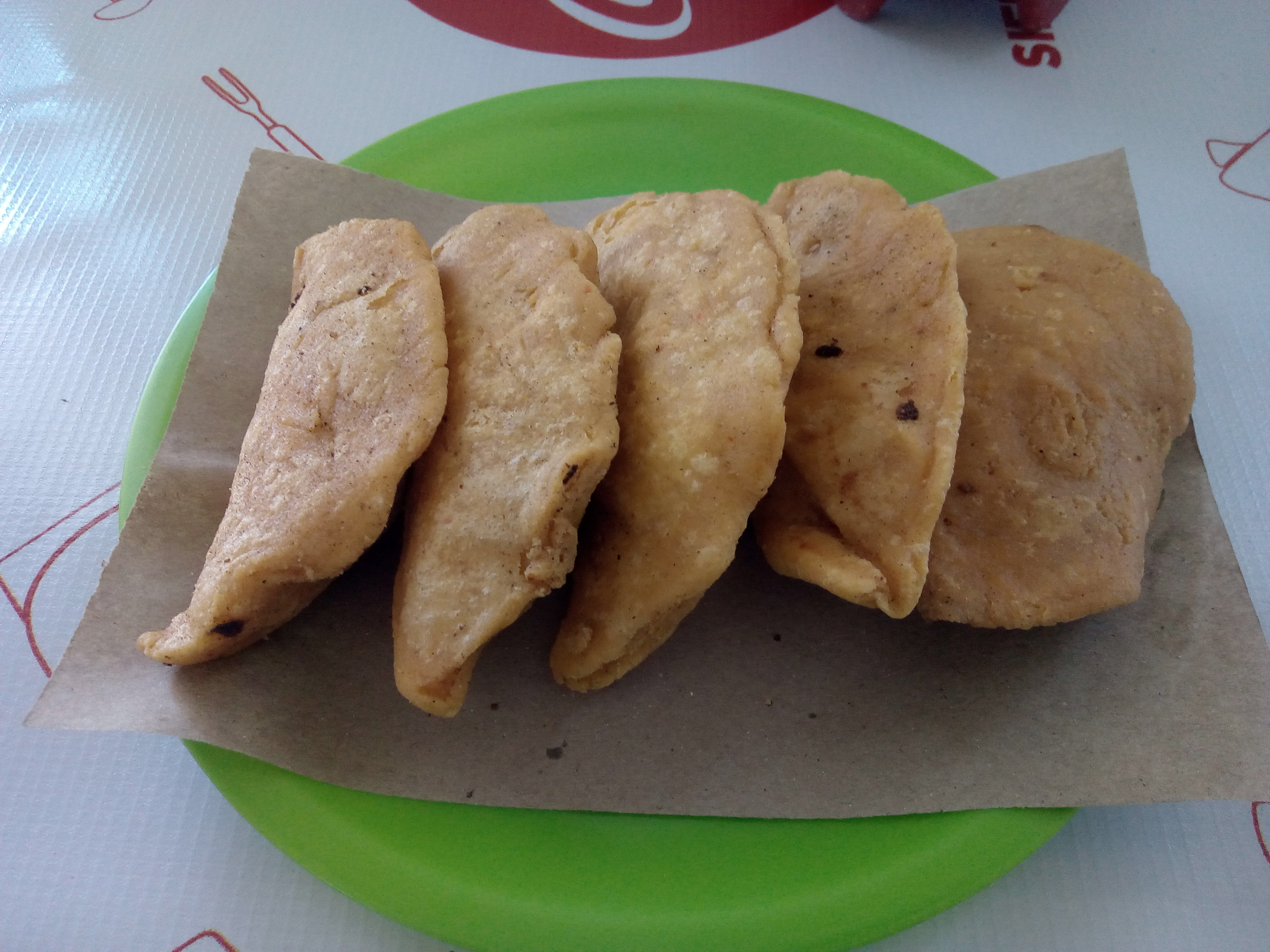 Brujitas BusSan image 5