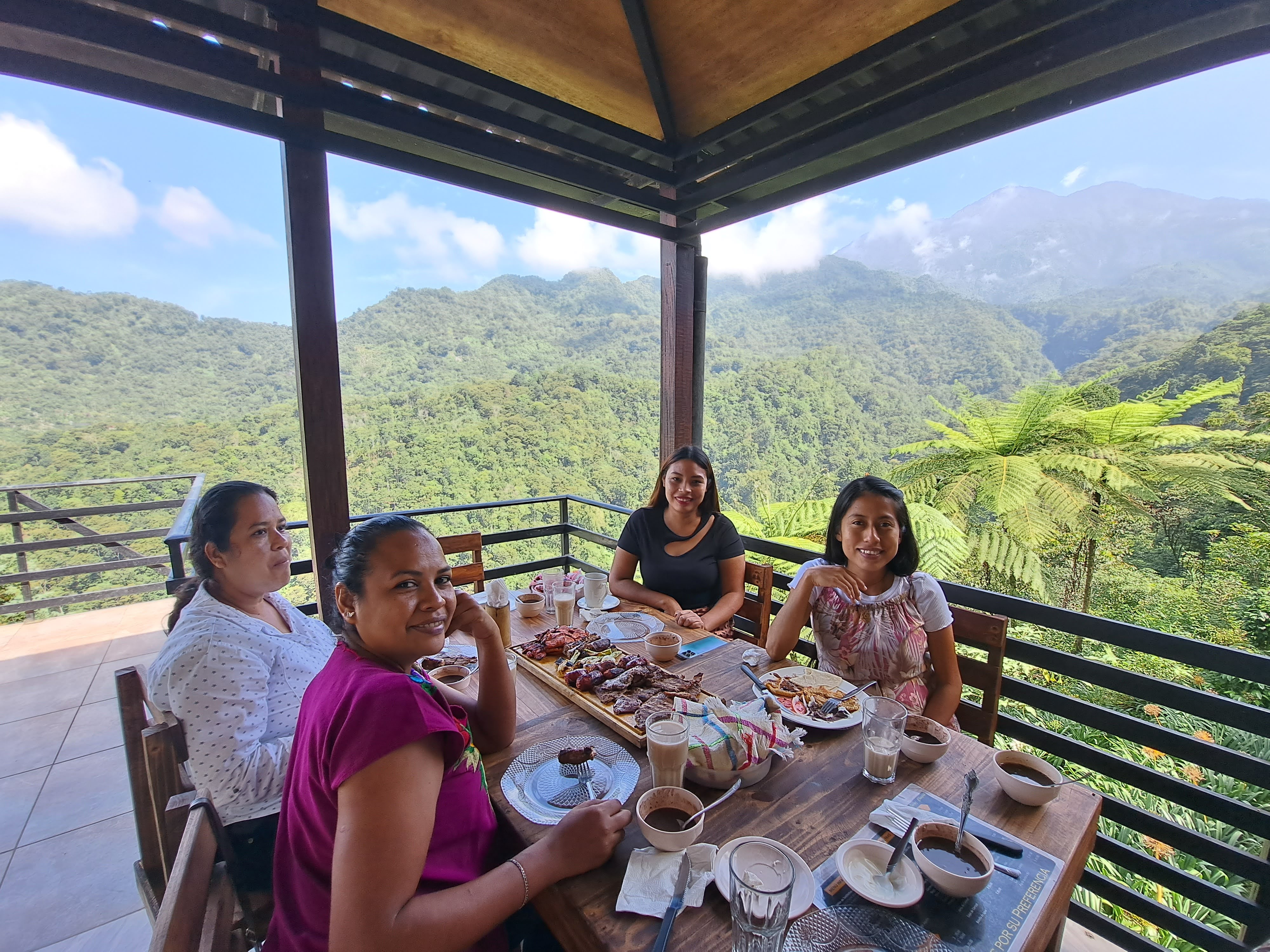 Restaurante El mirador image 2