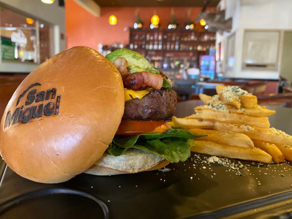 SAN MIGUEL Steak House image 2