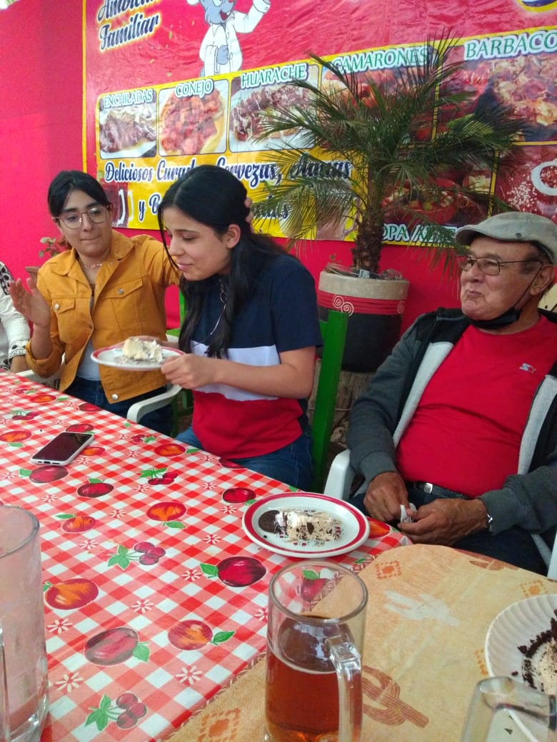 Cenaduría Las Colinas image 7