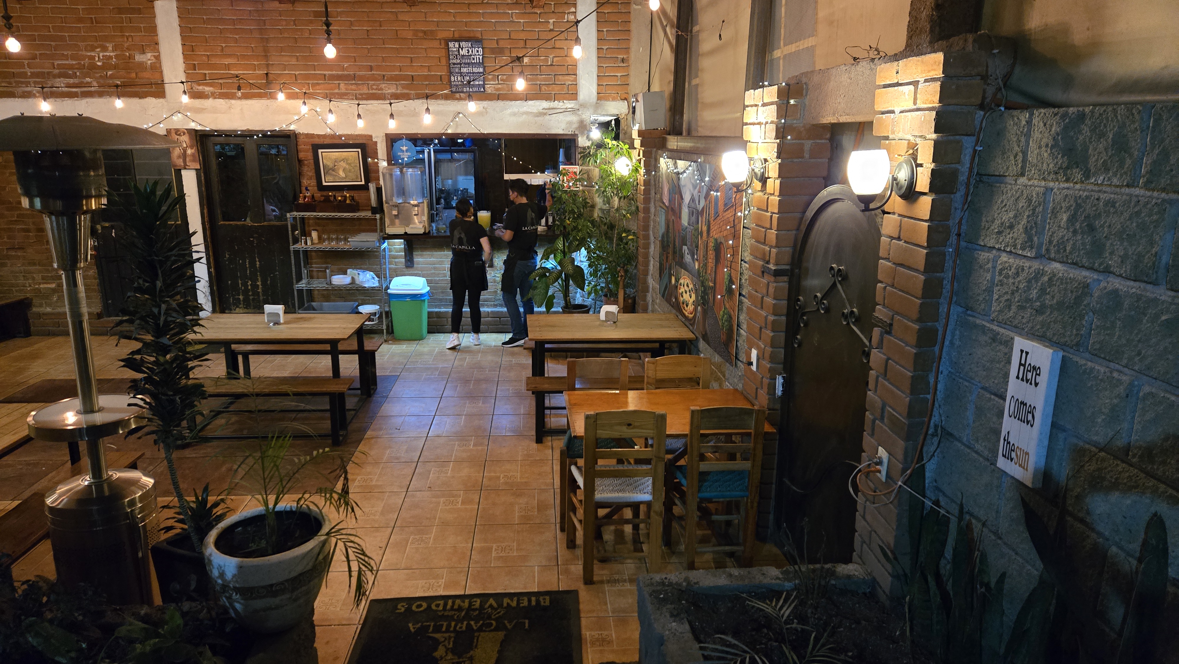 Pizzería La Capilla image 1