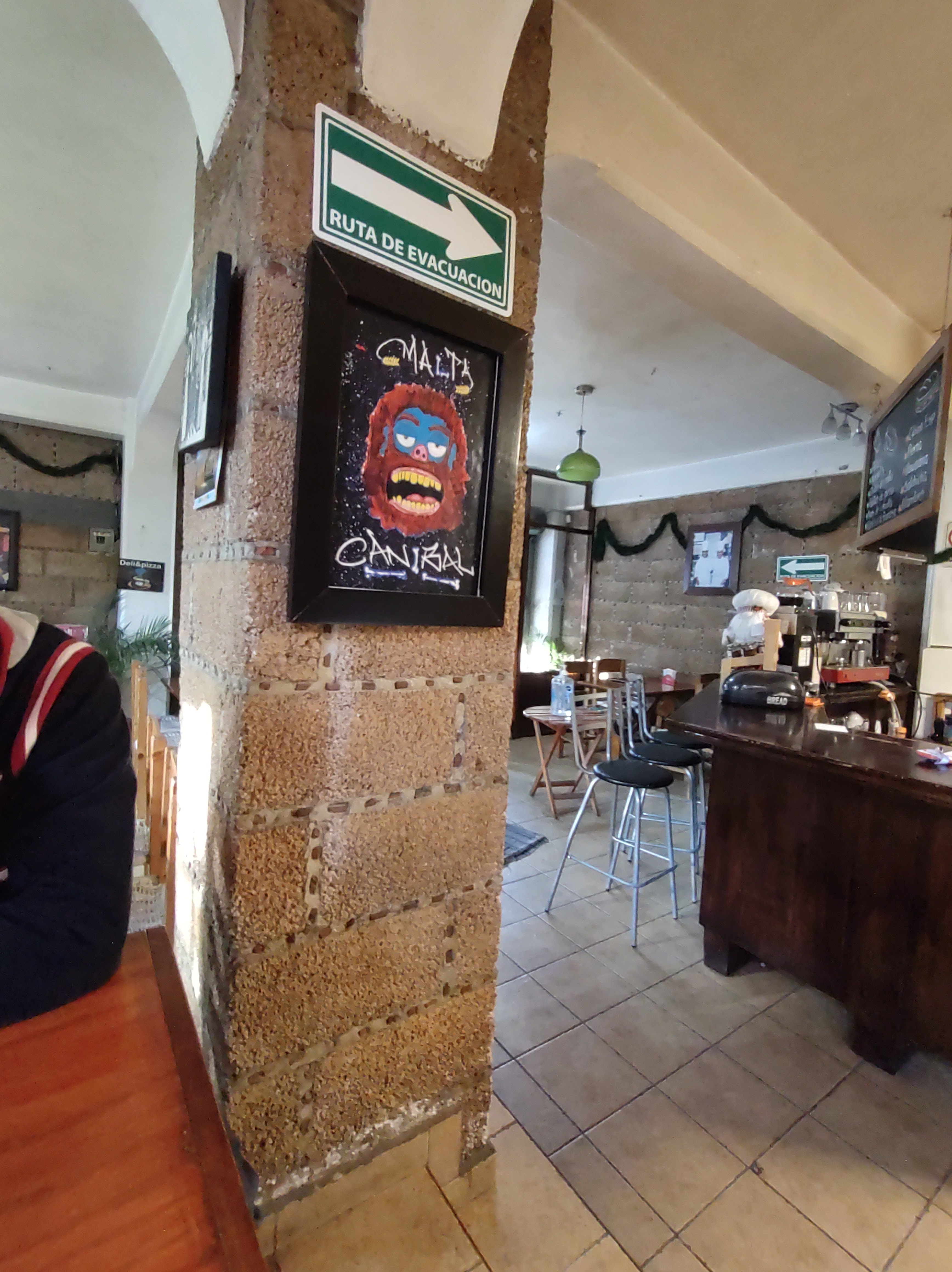 Pizzería La Capilla image 5