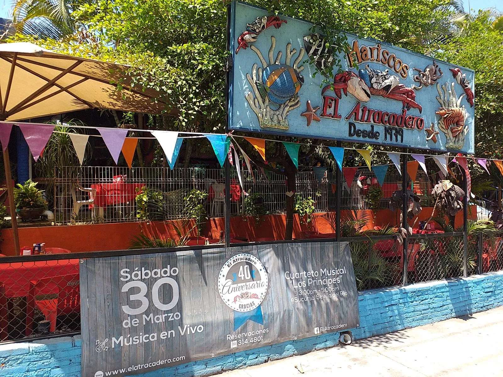 El Atracadero Restaurant image 1