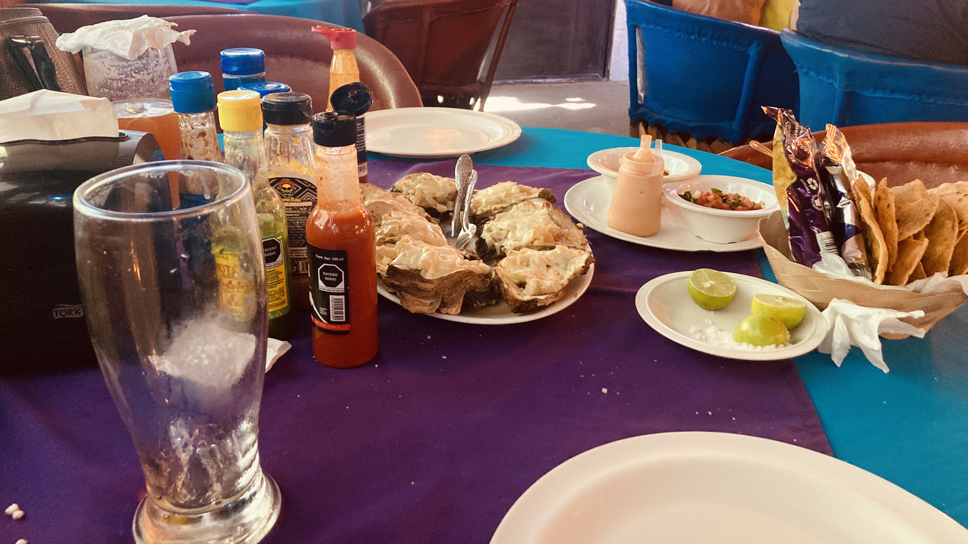 El Atracadero Restaurant image 2