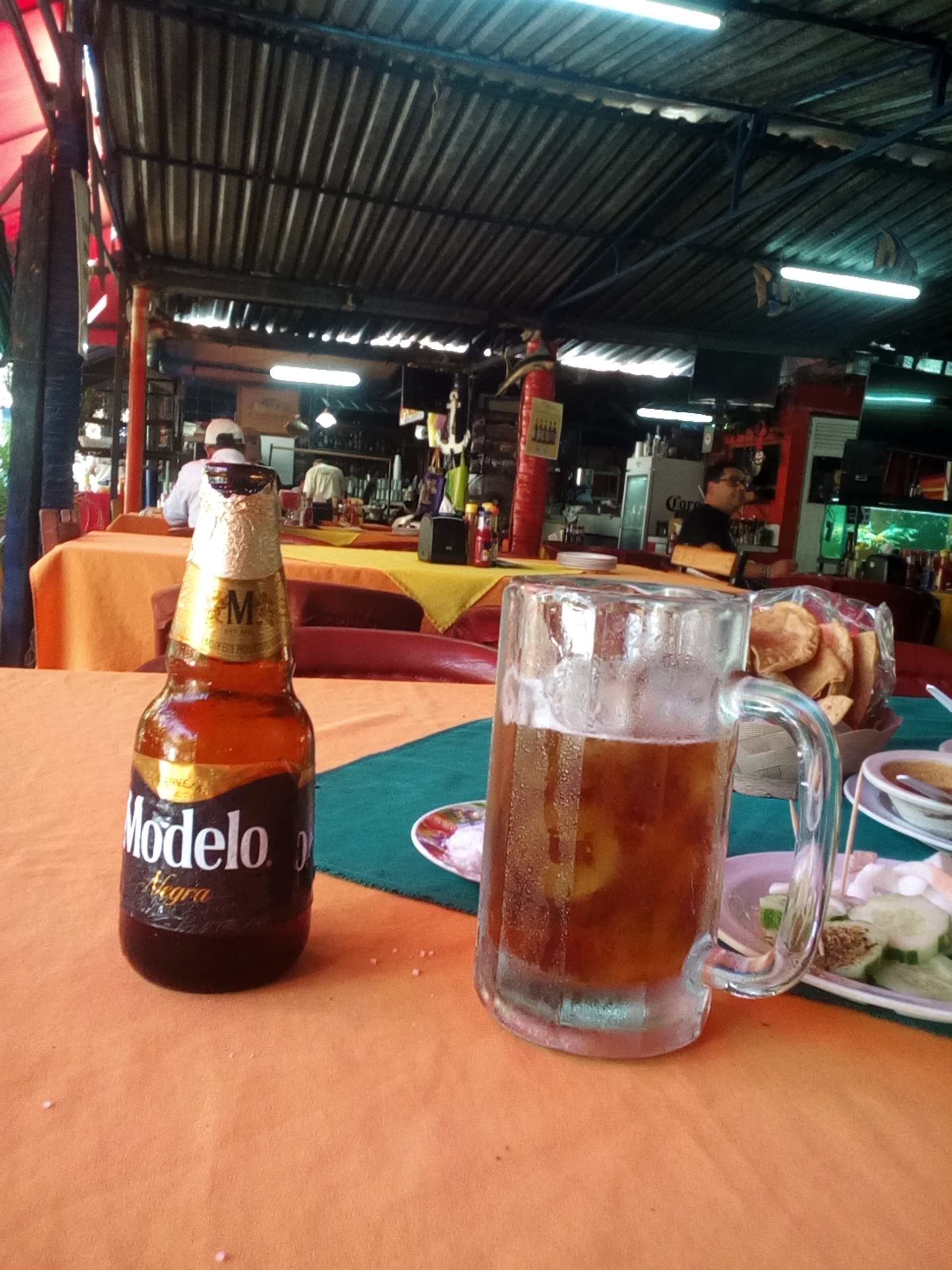 El Atracadero Restaurant image 9