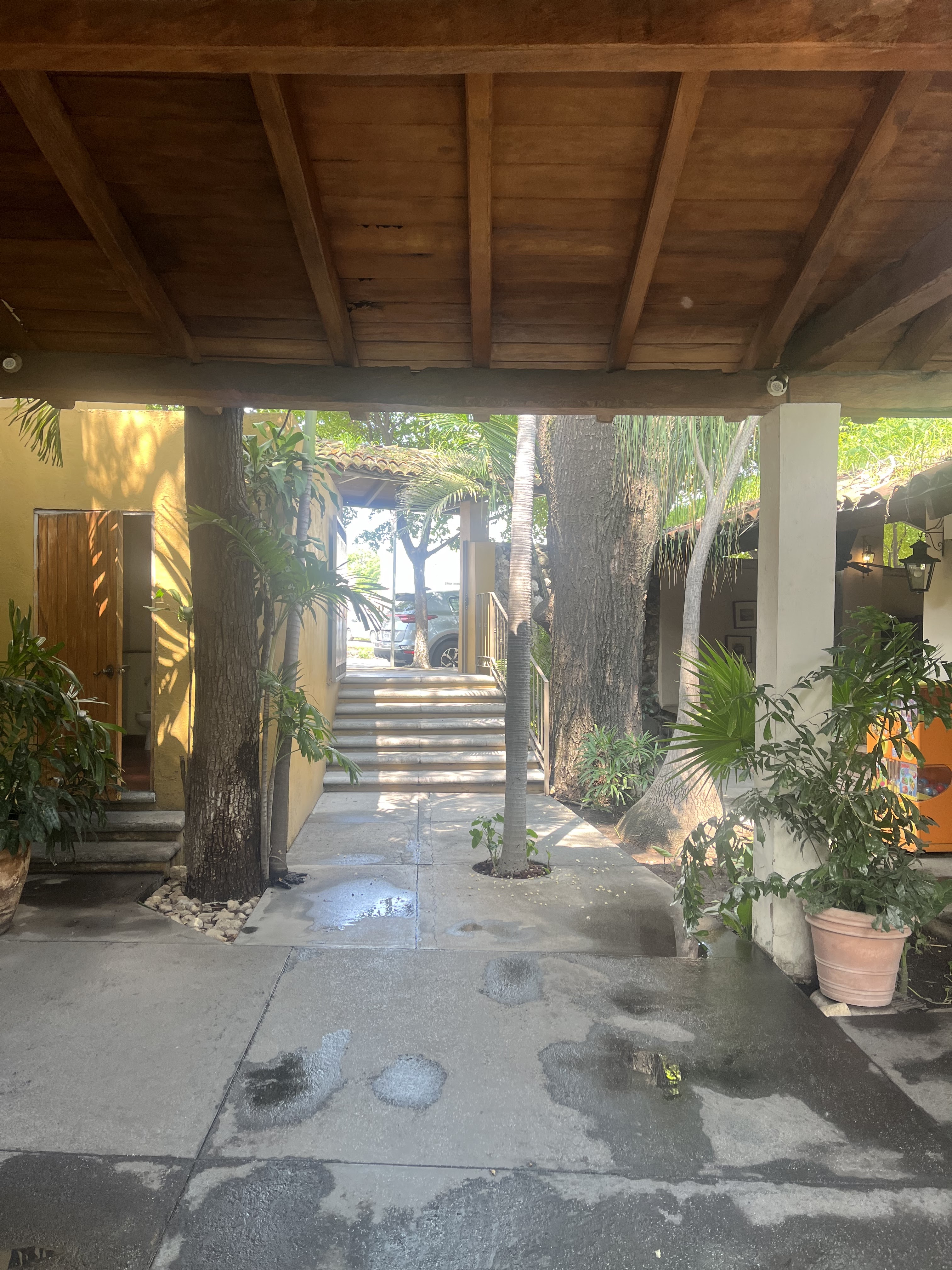 La Troje Restaurant Bar image 3