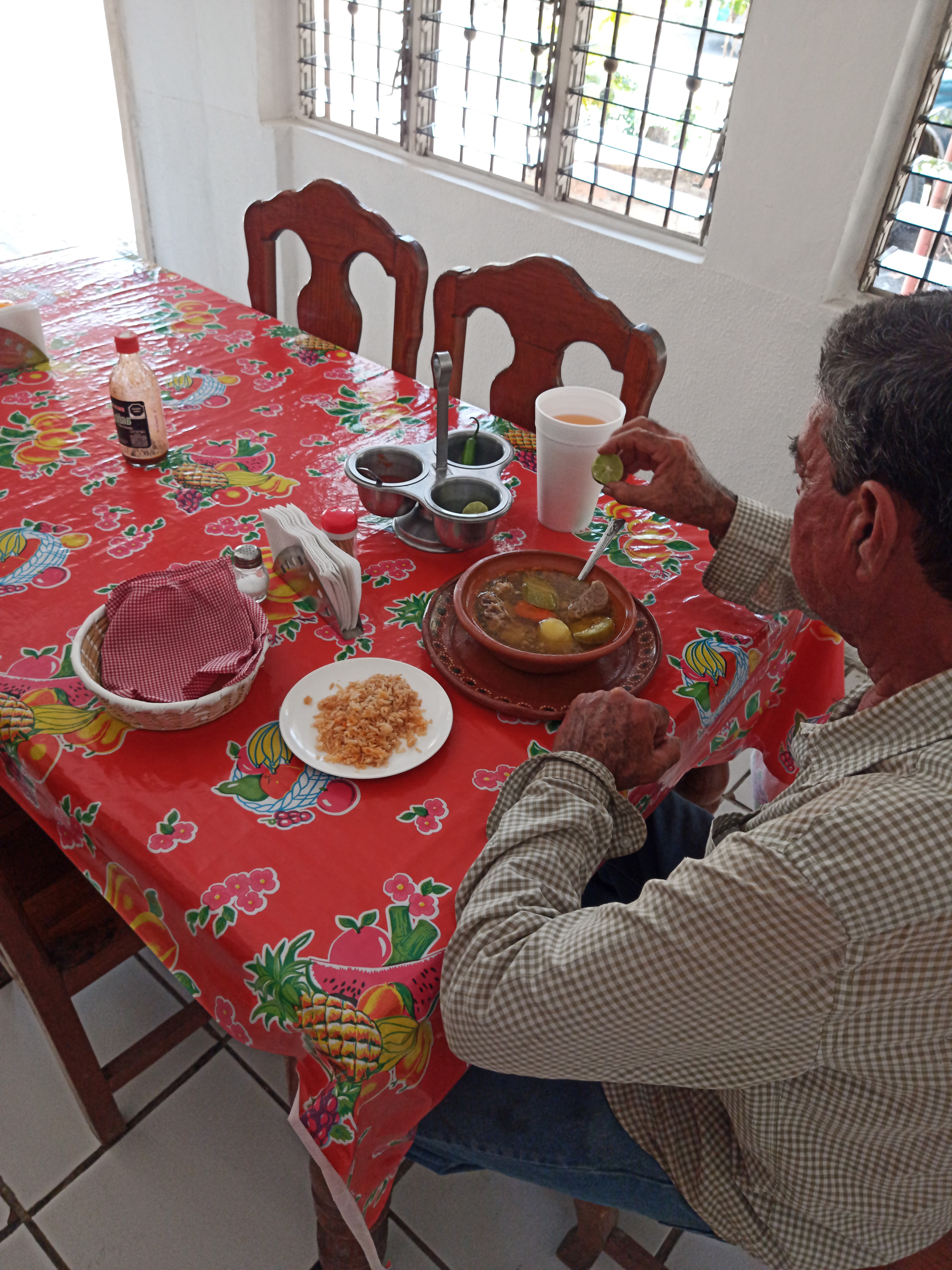 Junior's Restaurant image 3