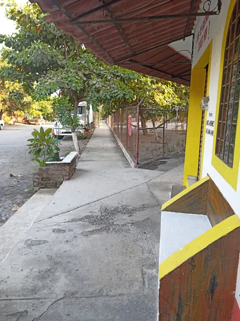 Junior's Restaurant image 6