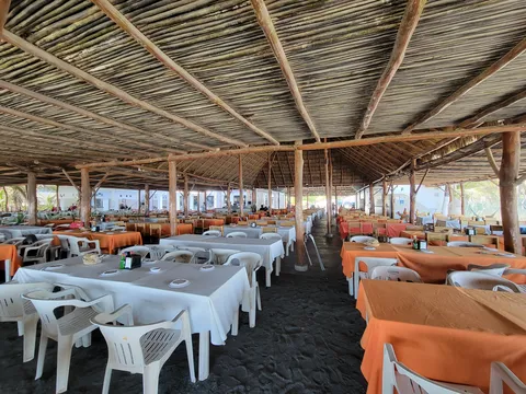 Restaurante Y Cabañas Brisas De Escalera image 1