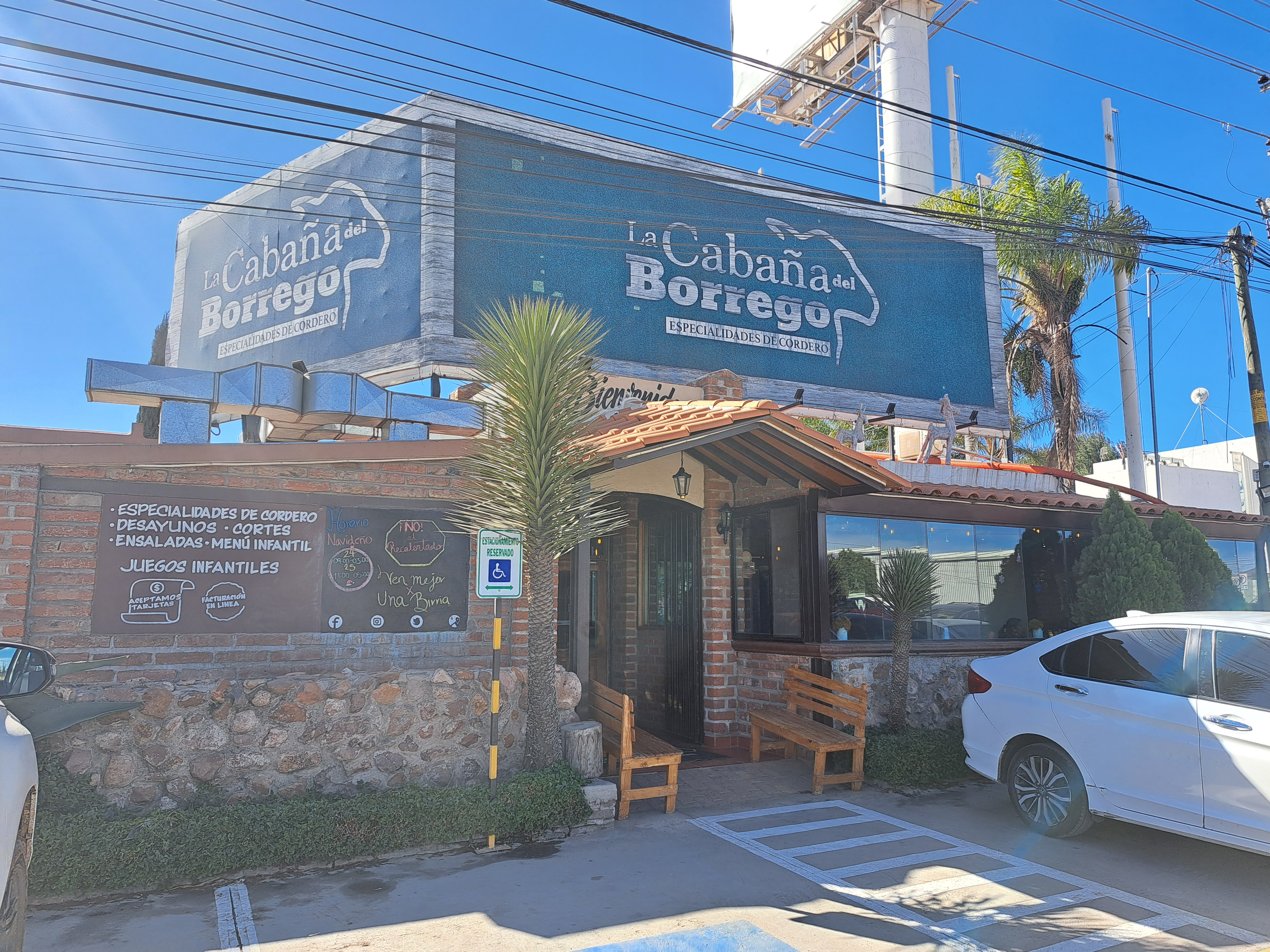 LA CABAÑA DEL BORREGO - Restaurante image 1