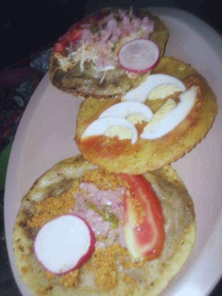 Salbutes y panuchos Ceci image 6