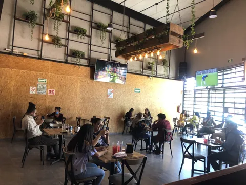 La Cosa Qro Restaurant. image 3
