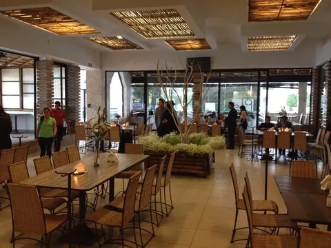 Restaurante El 9 JH image 1