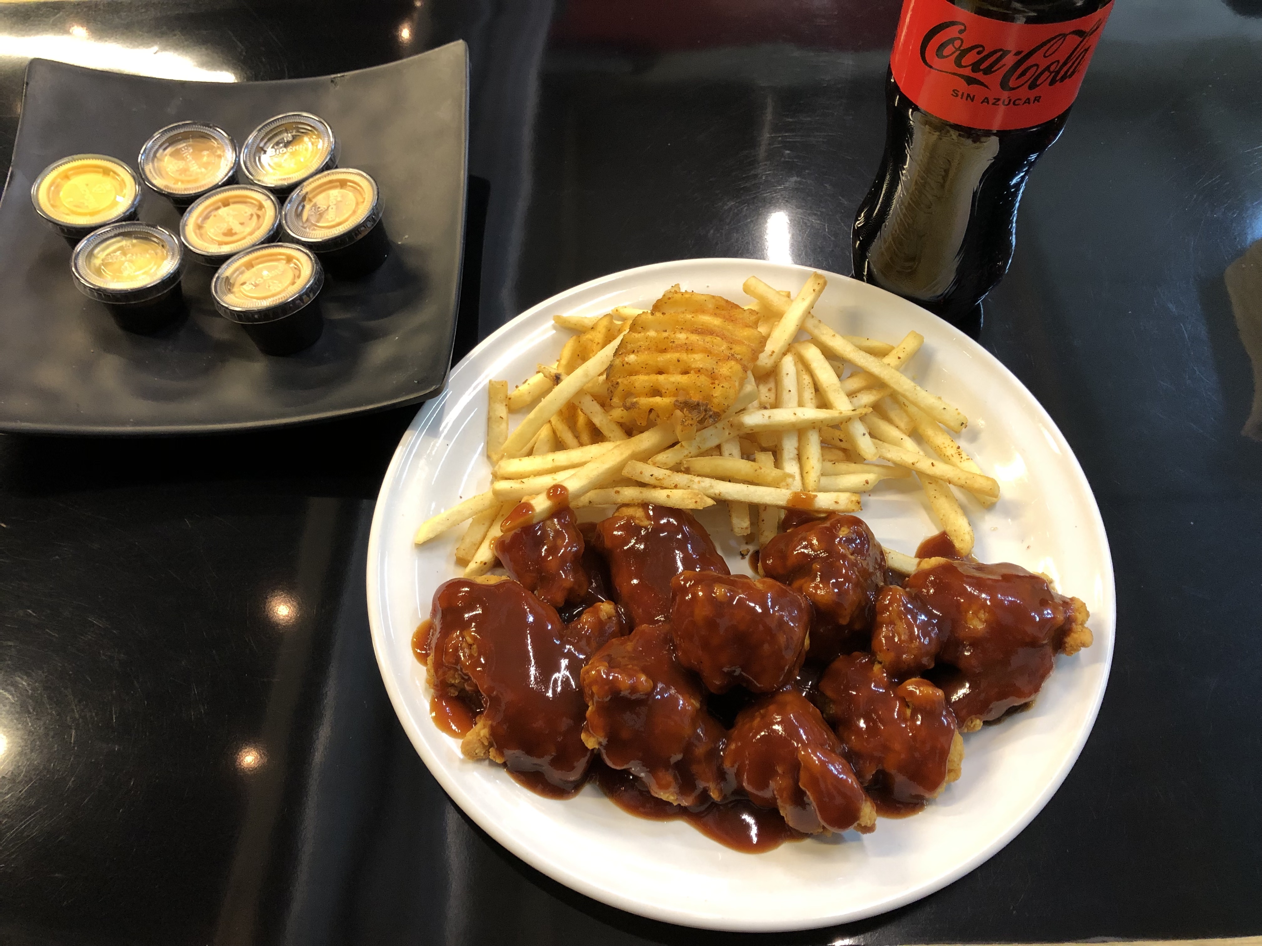 Mila Restaurant image 2