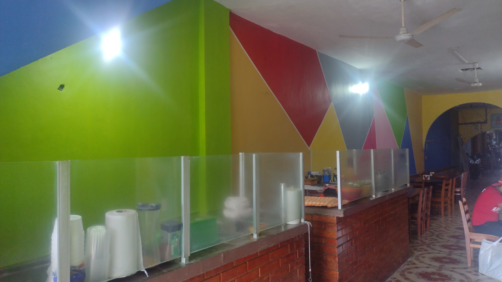 Rosty Bar ' El Reporte " image 3