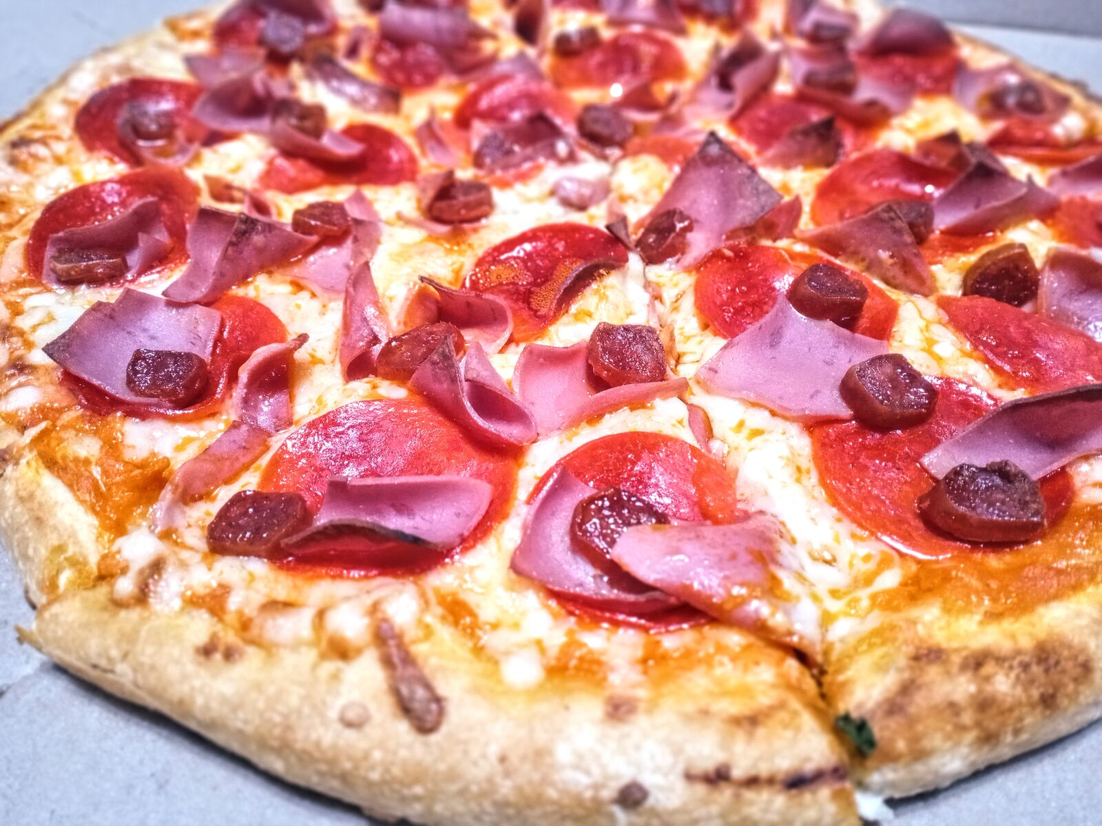 Giannela pizza con amore image 1