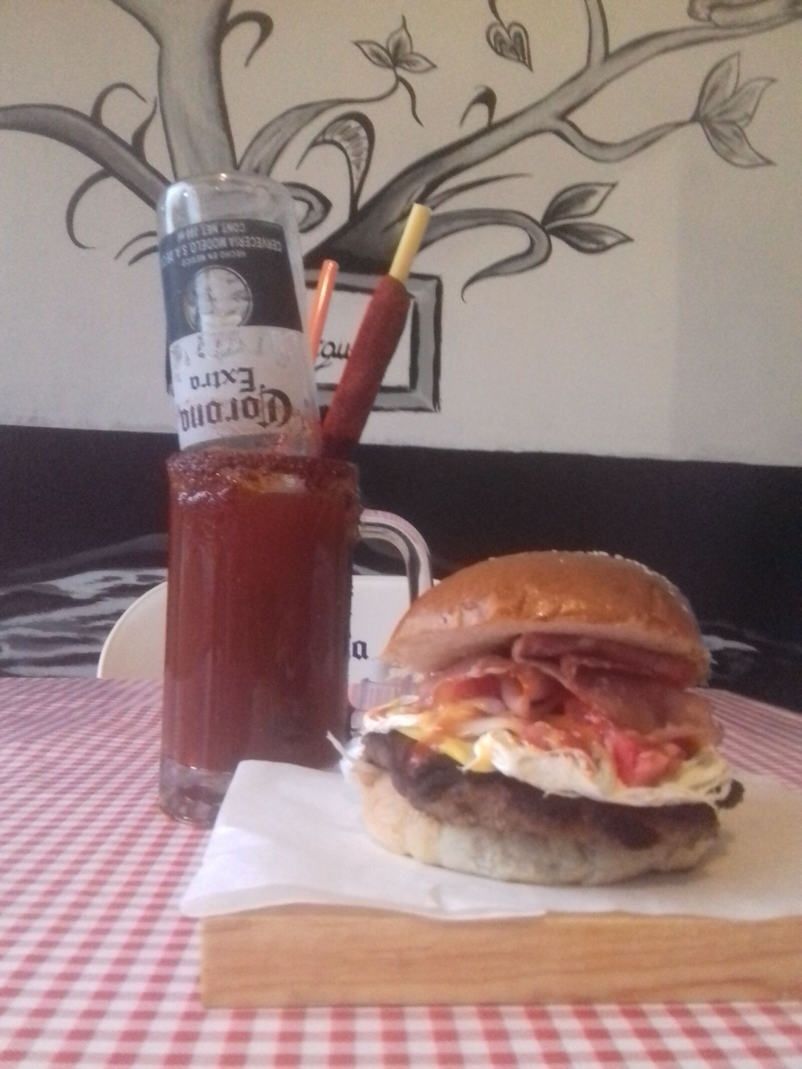 CHALOBURGUER image 2
