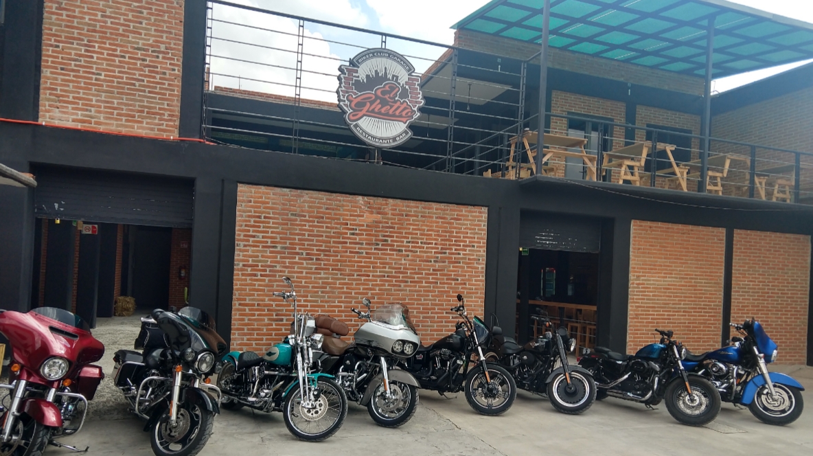 El Ghetto Biker Club Garage image 3