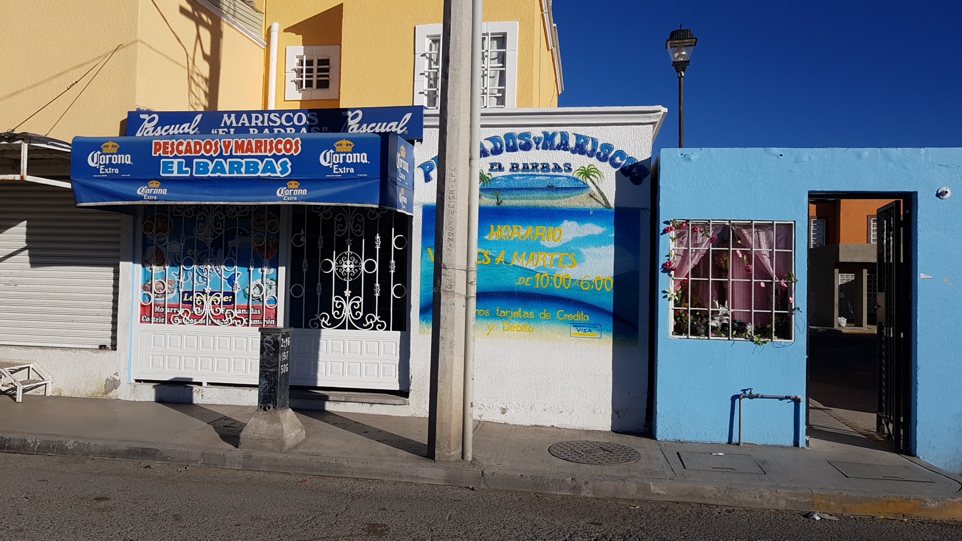 Mariscos Capitán El Barbas image 1