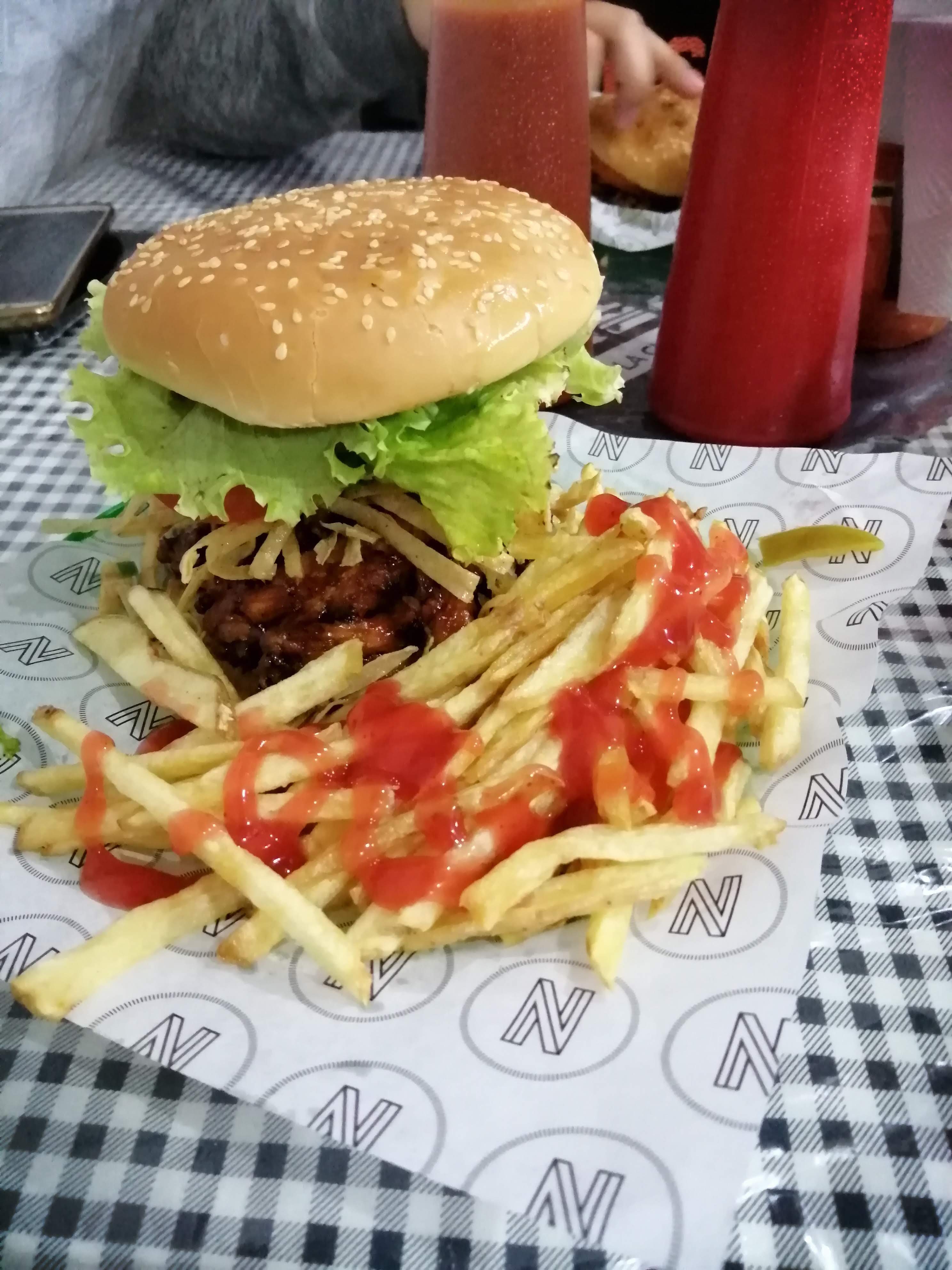 La Chingada burgers & wings image 1