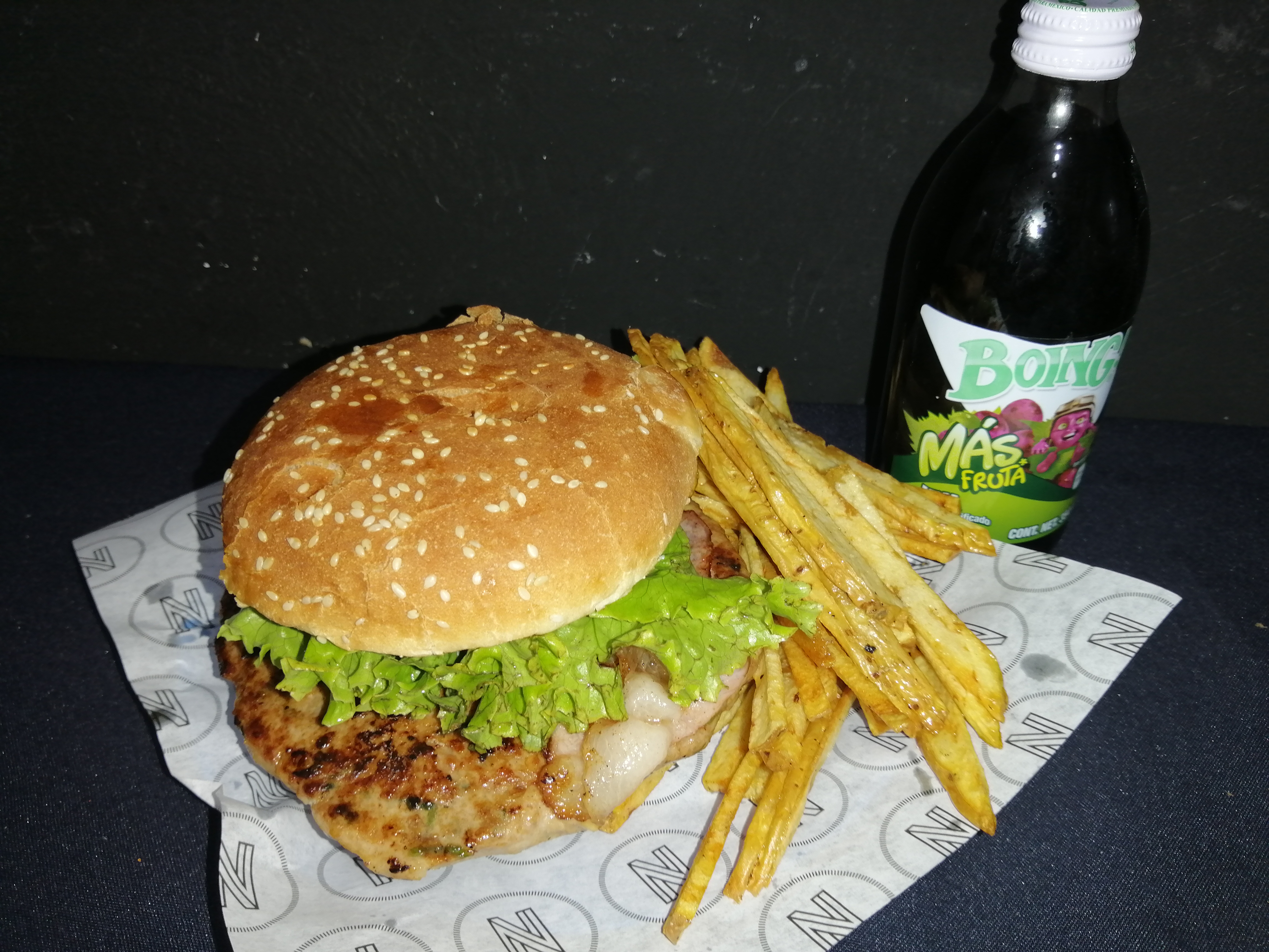 La Chingada burgers & wings image 4