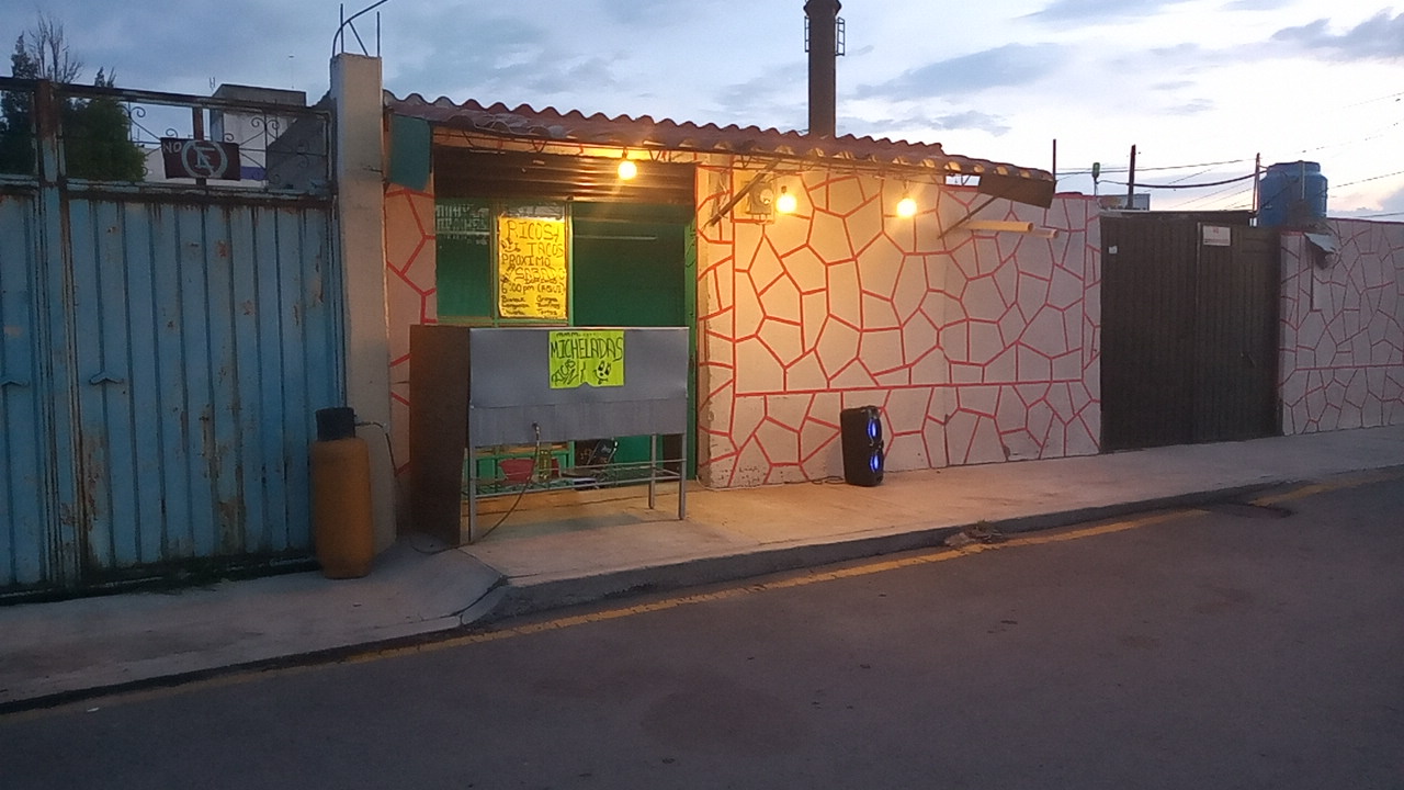 Tacos "El Mamón" image 1