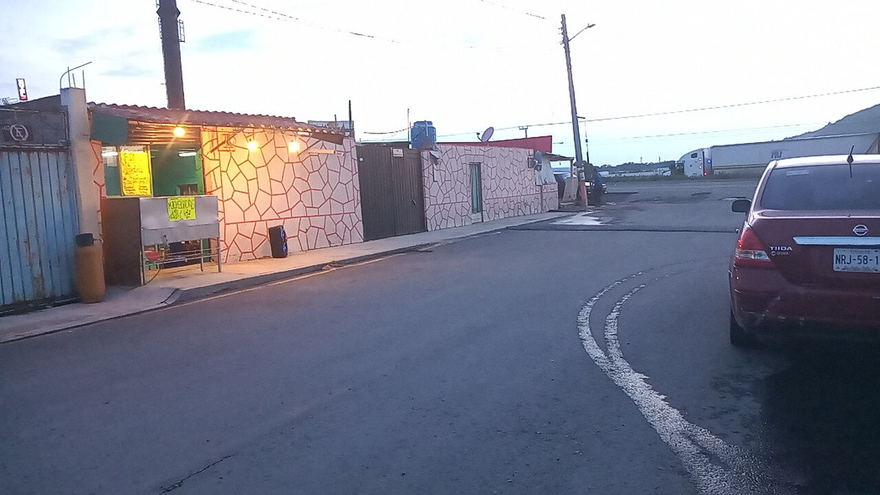 Tacos "El Mamón" image 2