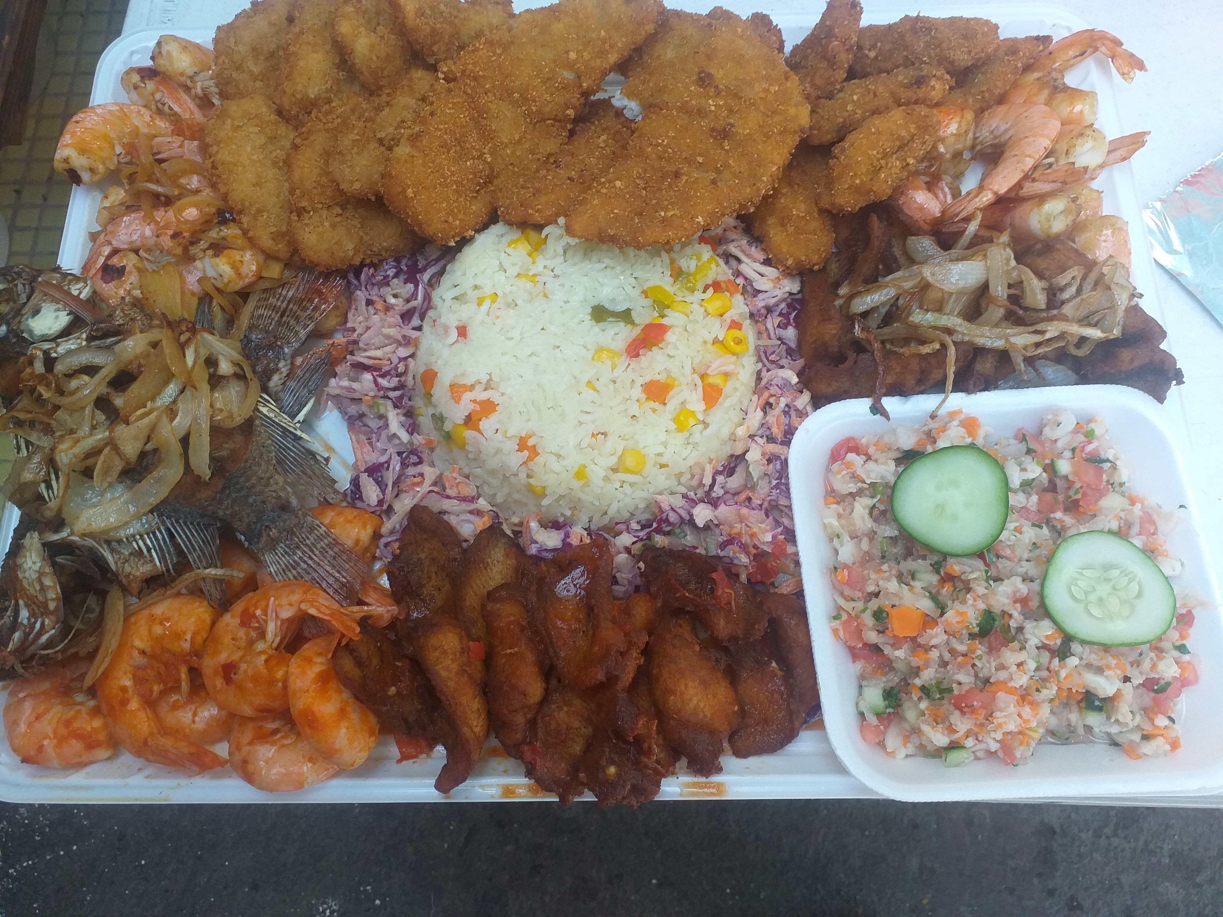 Mariscos El Chivo image 10