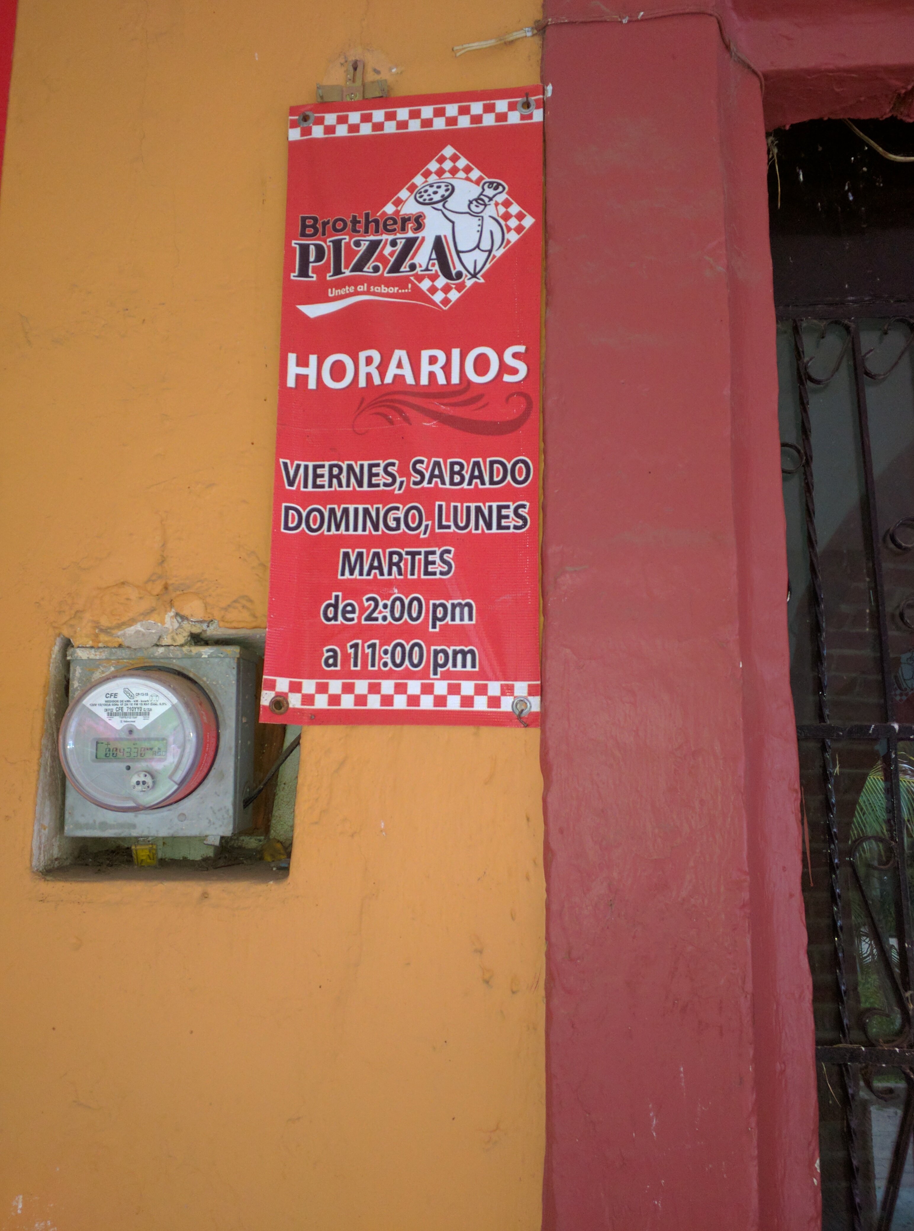 Brothers Pizza Teuchitlan image 10
