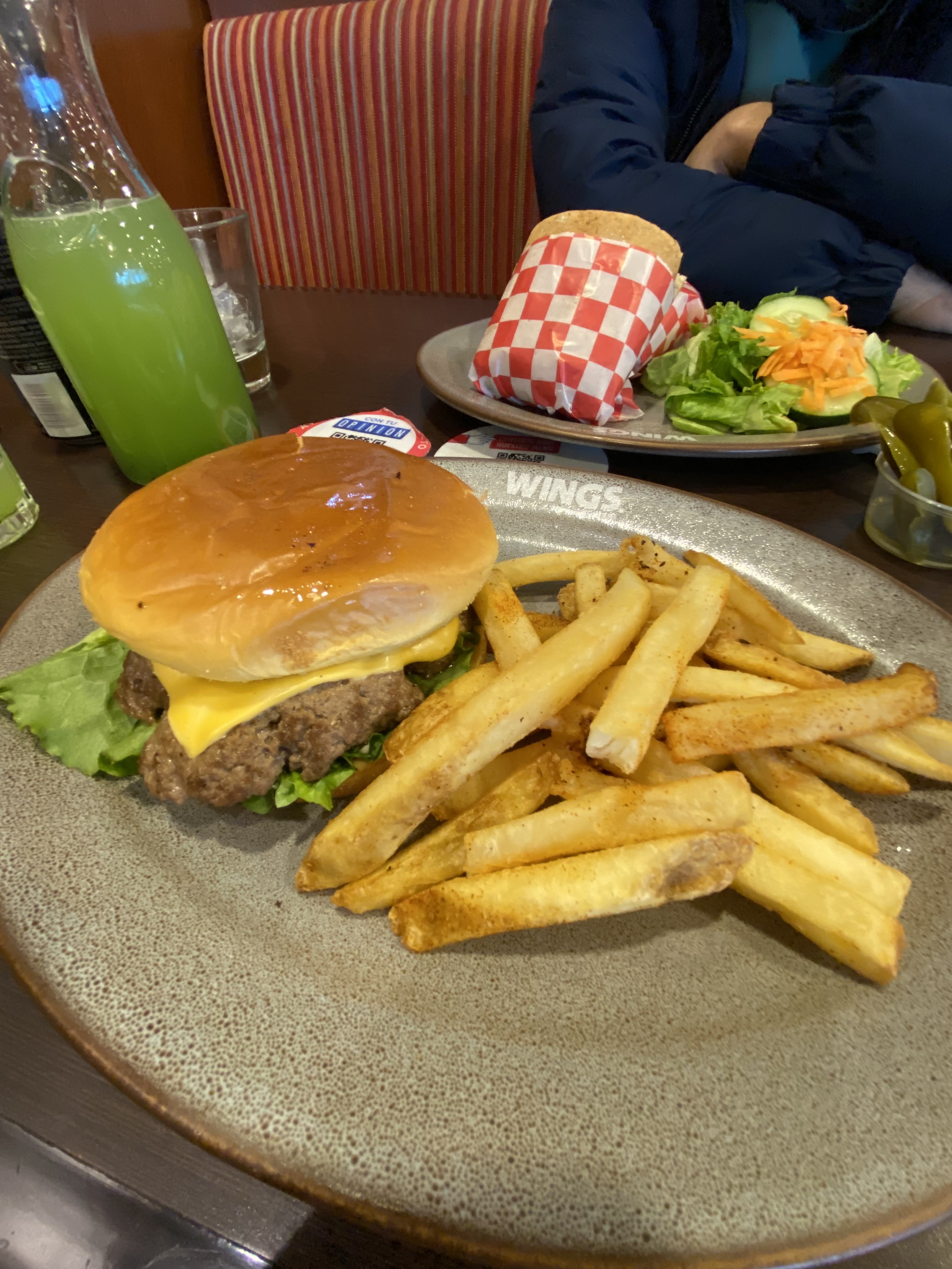 Wings Aeropuerto Monterrey Terminal A image 3