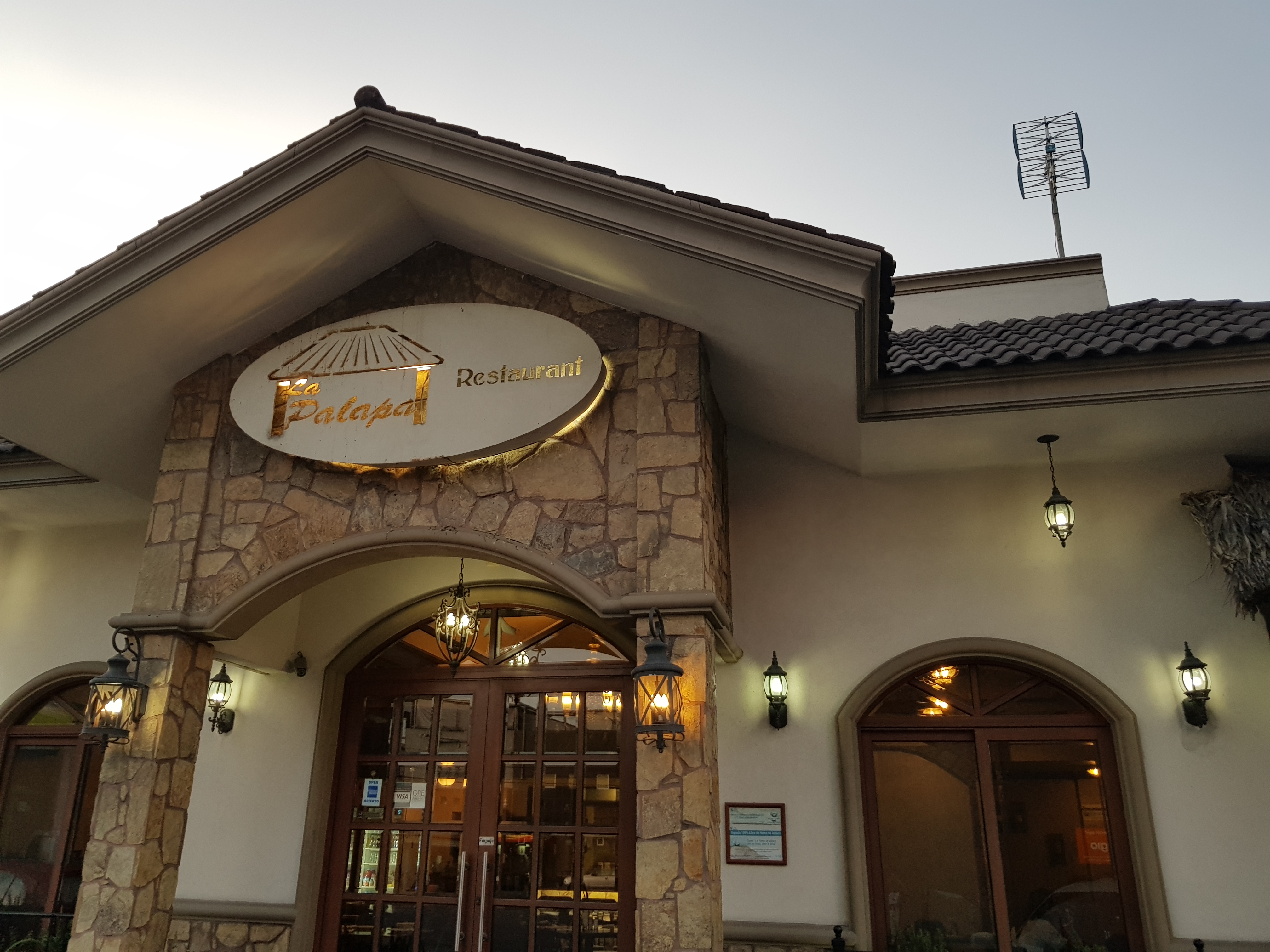 La palapa restaurant mexicano image 3