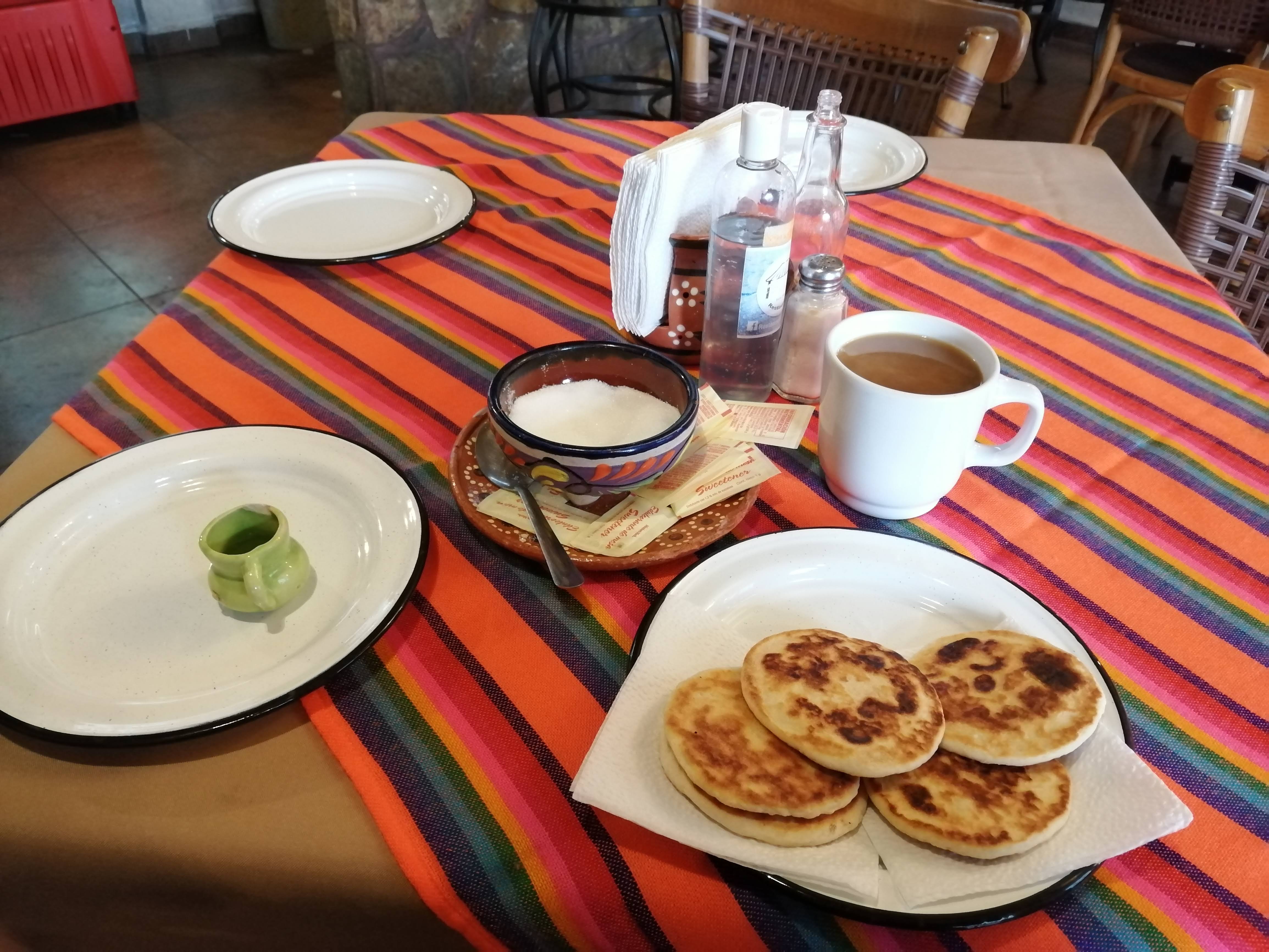 La palapa restaurant mexicano image 6