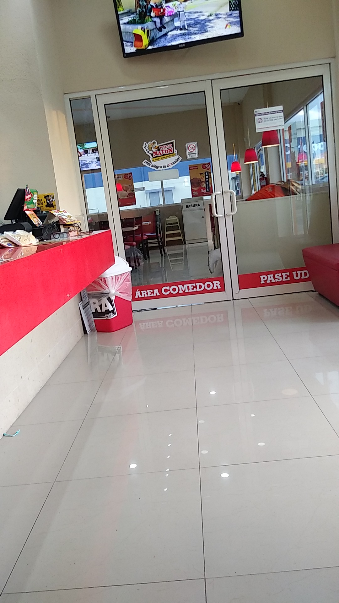 Little Caesars image 8