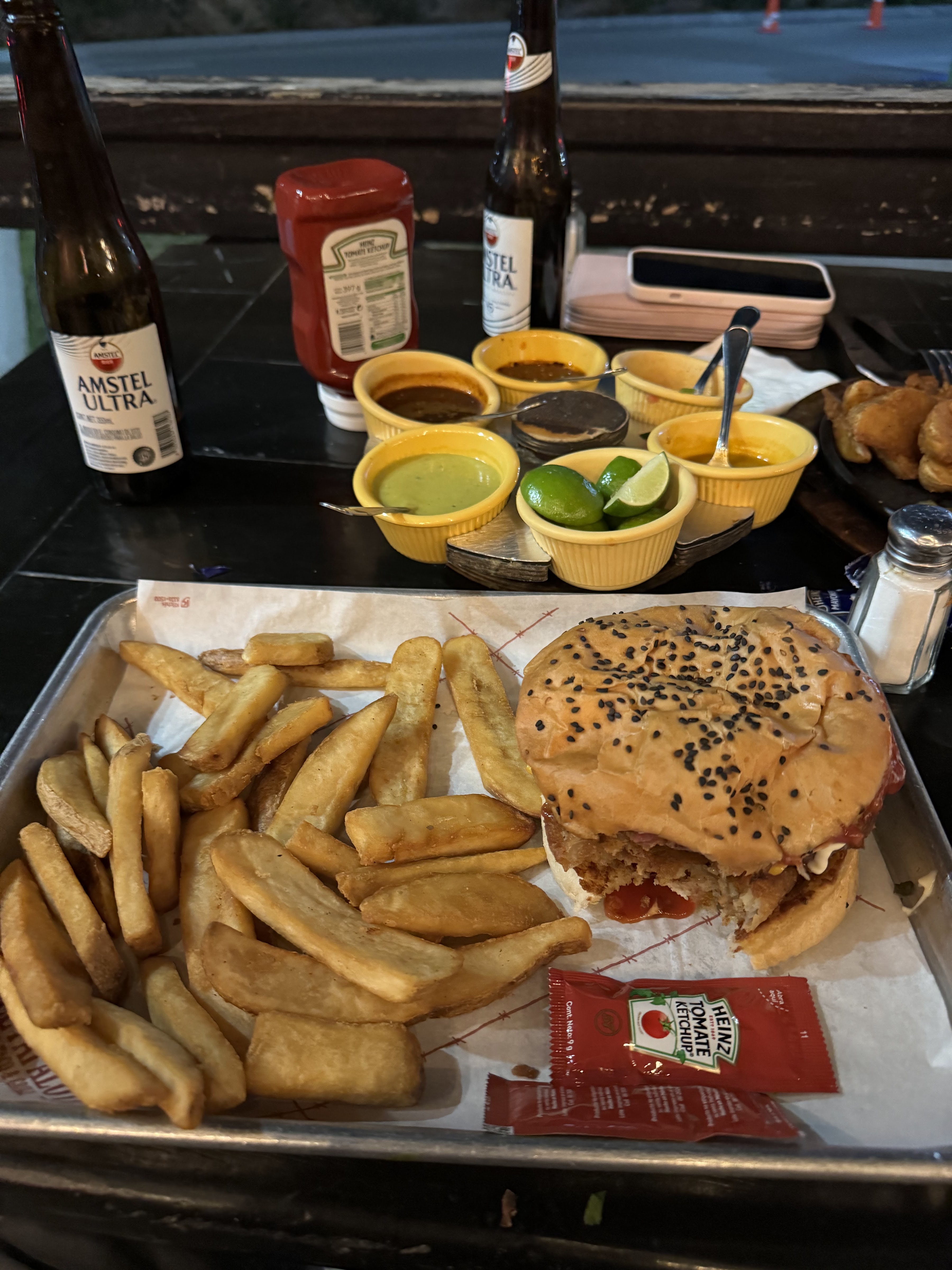 El Papalote Taco & Grill Aeropuerto Internacional image 7