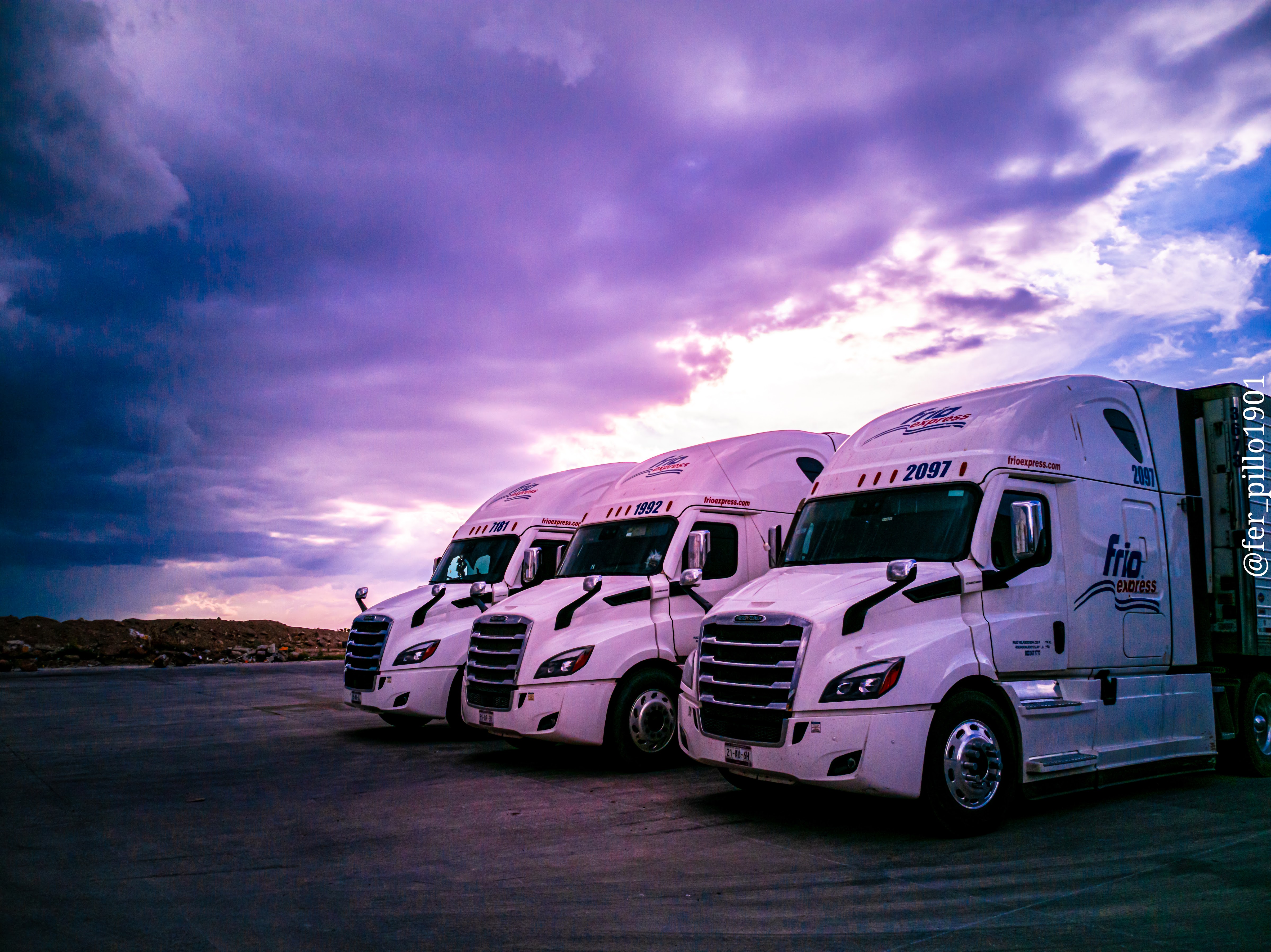 Restaurant el COMPARE. image 2