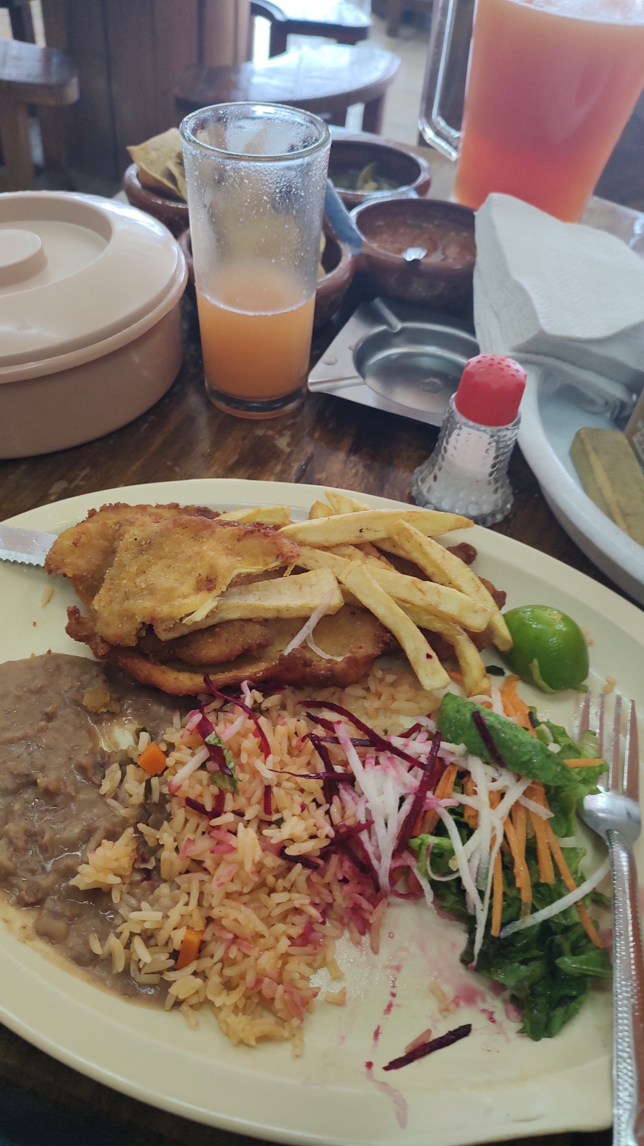 Restaurant el COMPARE. image 4