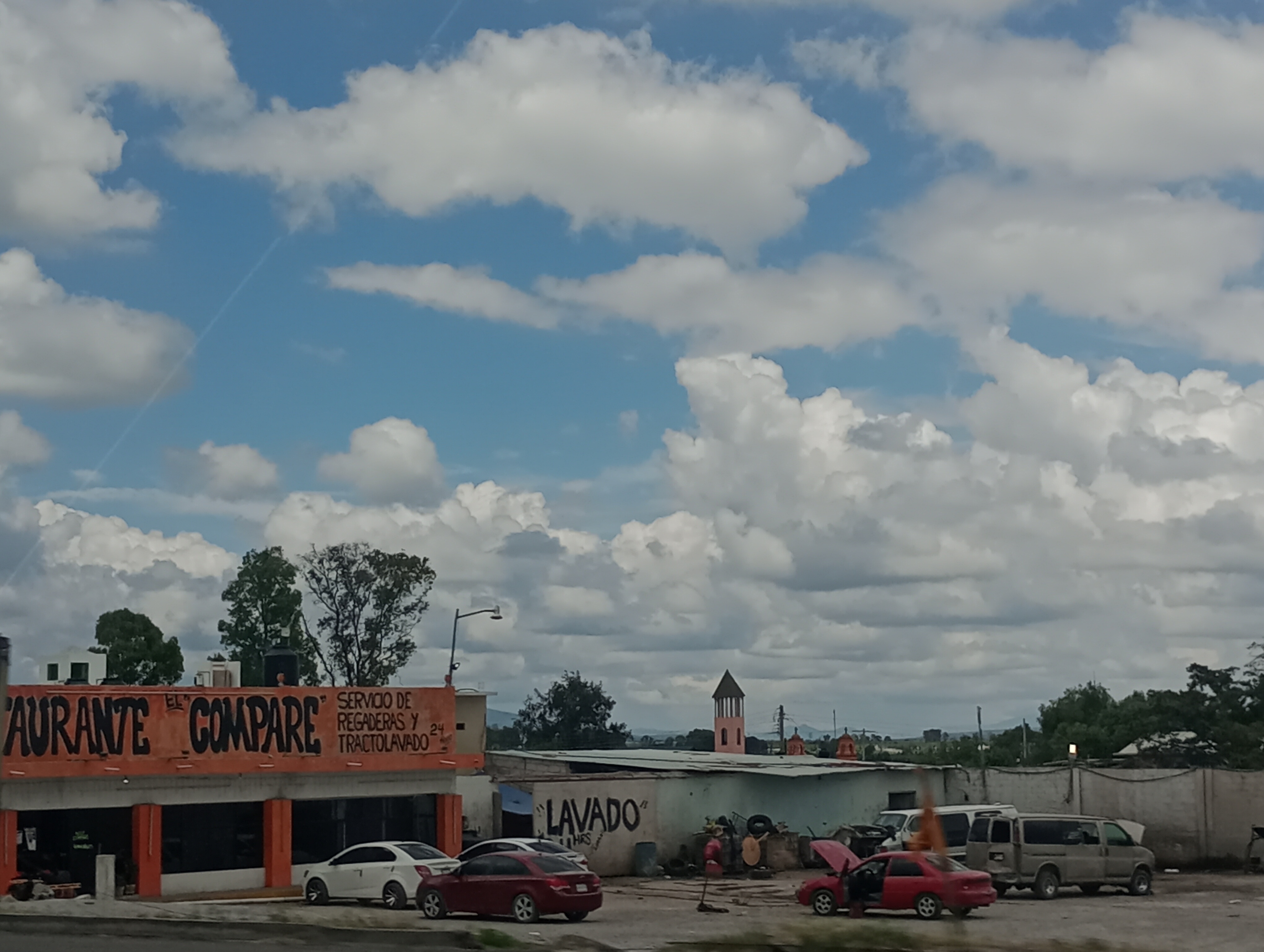 Restaurant el COMPARE. image 7