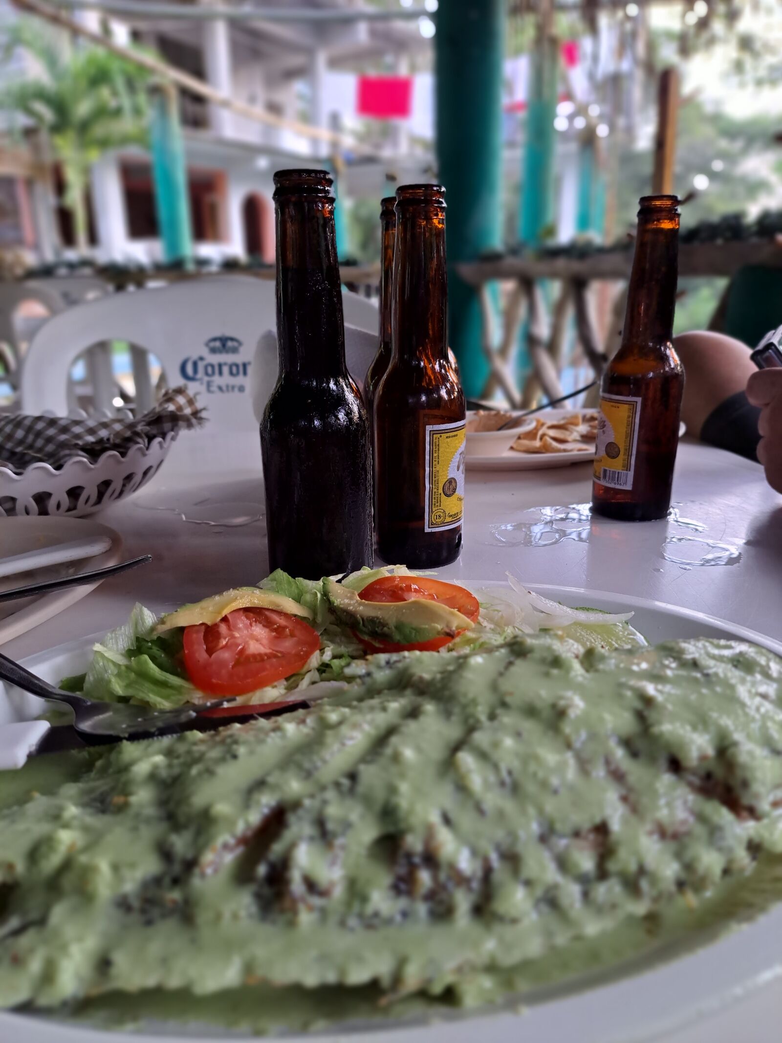 Palapa de Mariscos "Canta Ranas" image 8