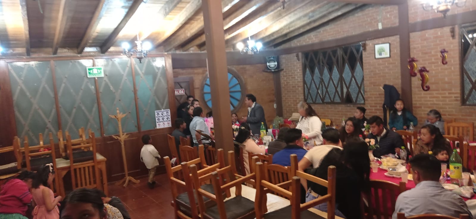 "PESCADOS Y MARISCOS LA PERLA" image 10