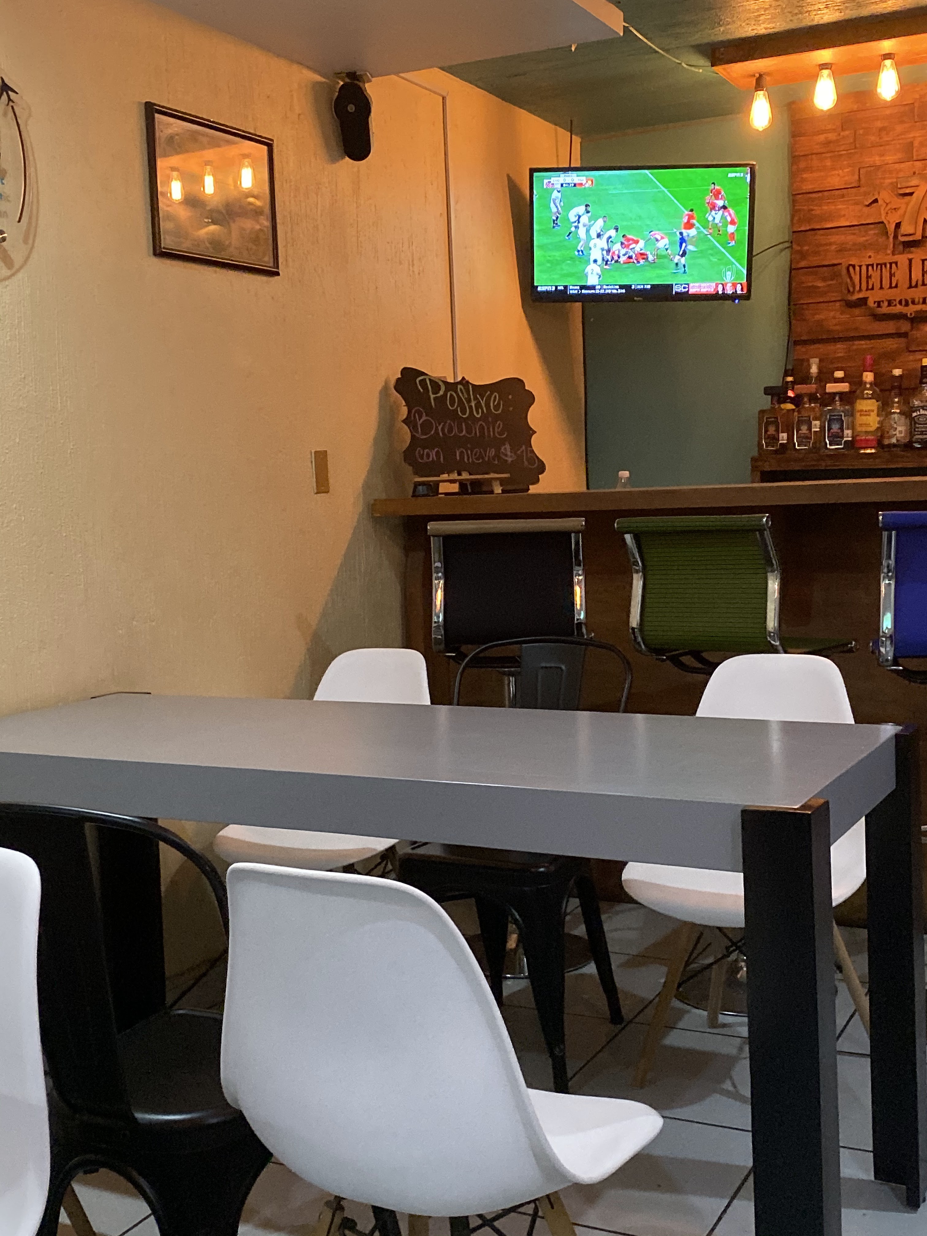 Wings Travel image 3