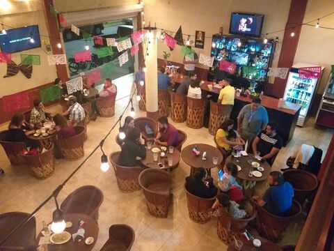 Mona Lisa Bar & Snack image 4