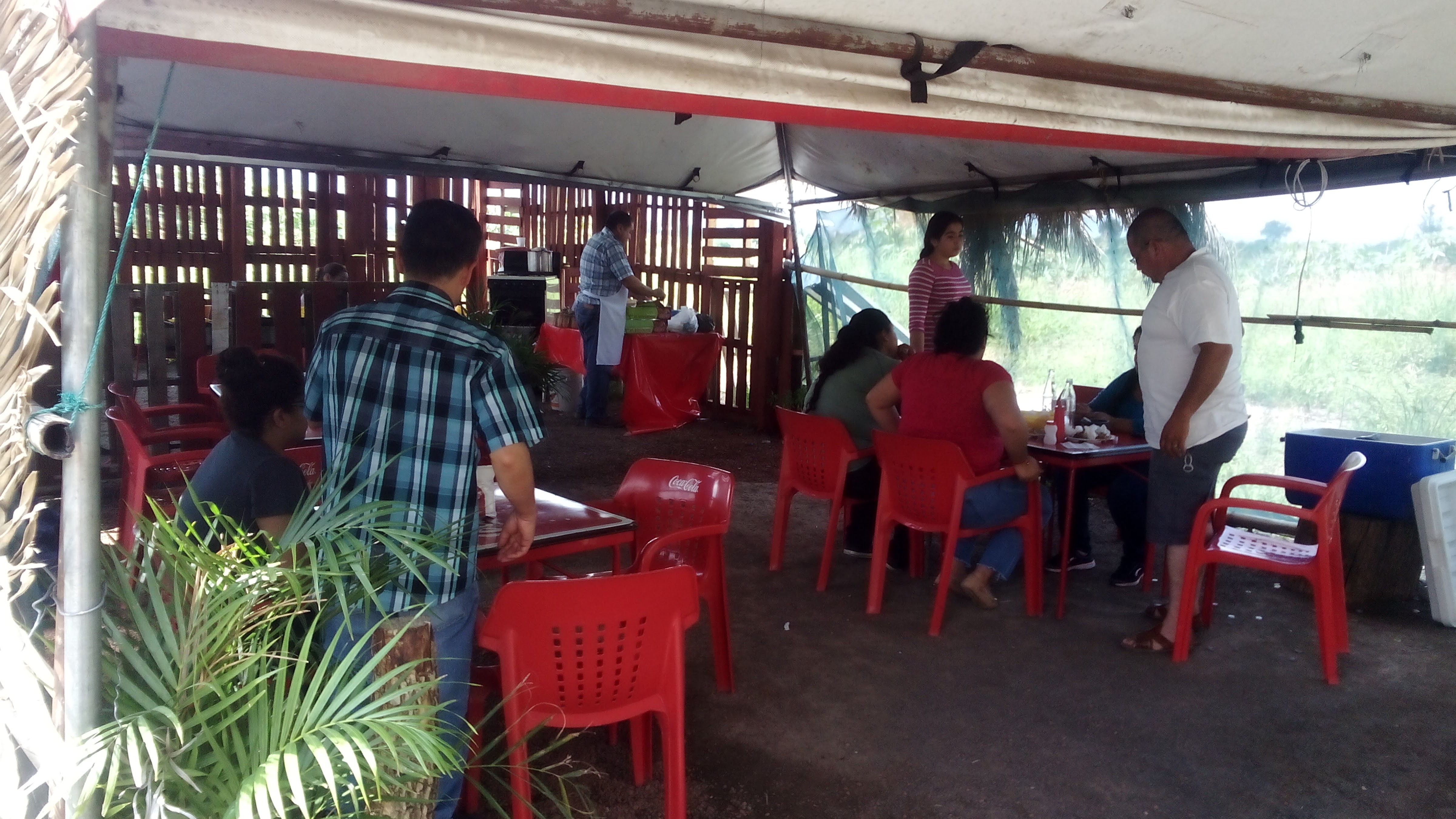 Birrieria La Barca " El Tato image 7