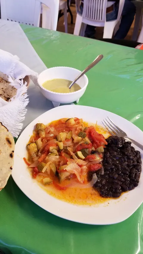 Comedor Lucia image 8