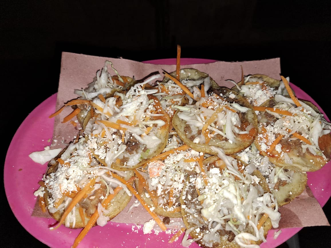 Tlayudas y Antojitos Alicia Zacarías image 1