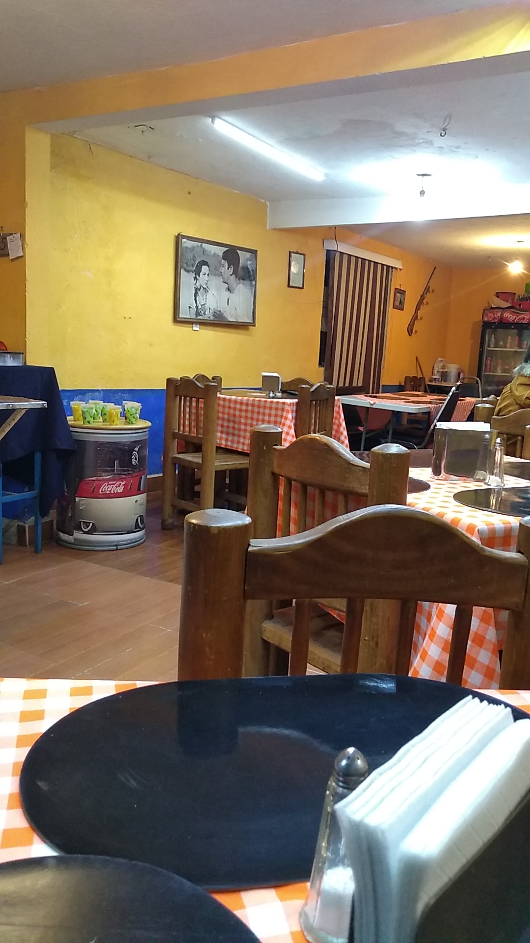 Taqueria Y Antojitos "El Molcajete" image 2