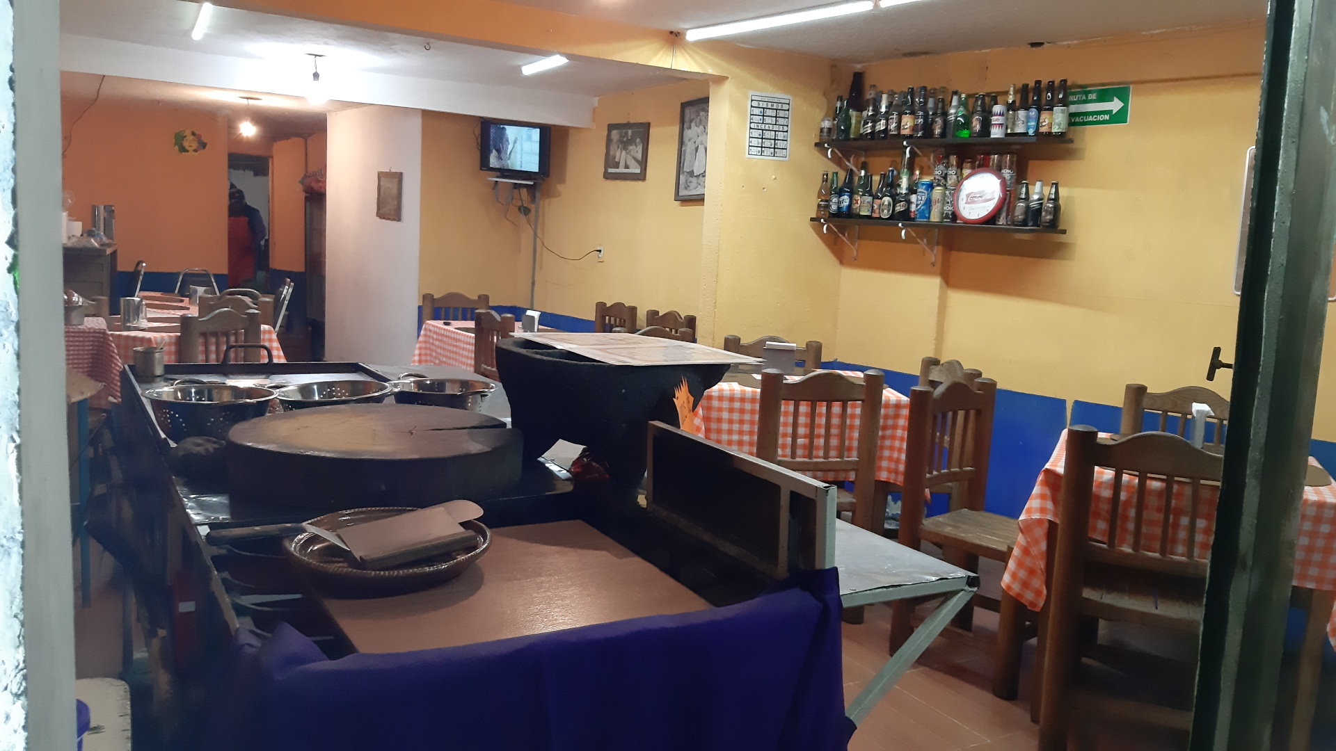 Taqueria Y Antojitos "El Molcajete" image 5