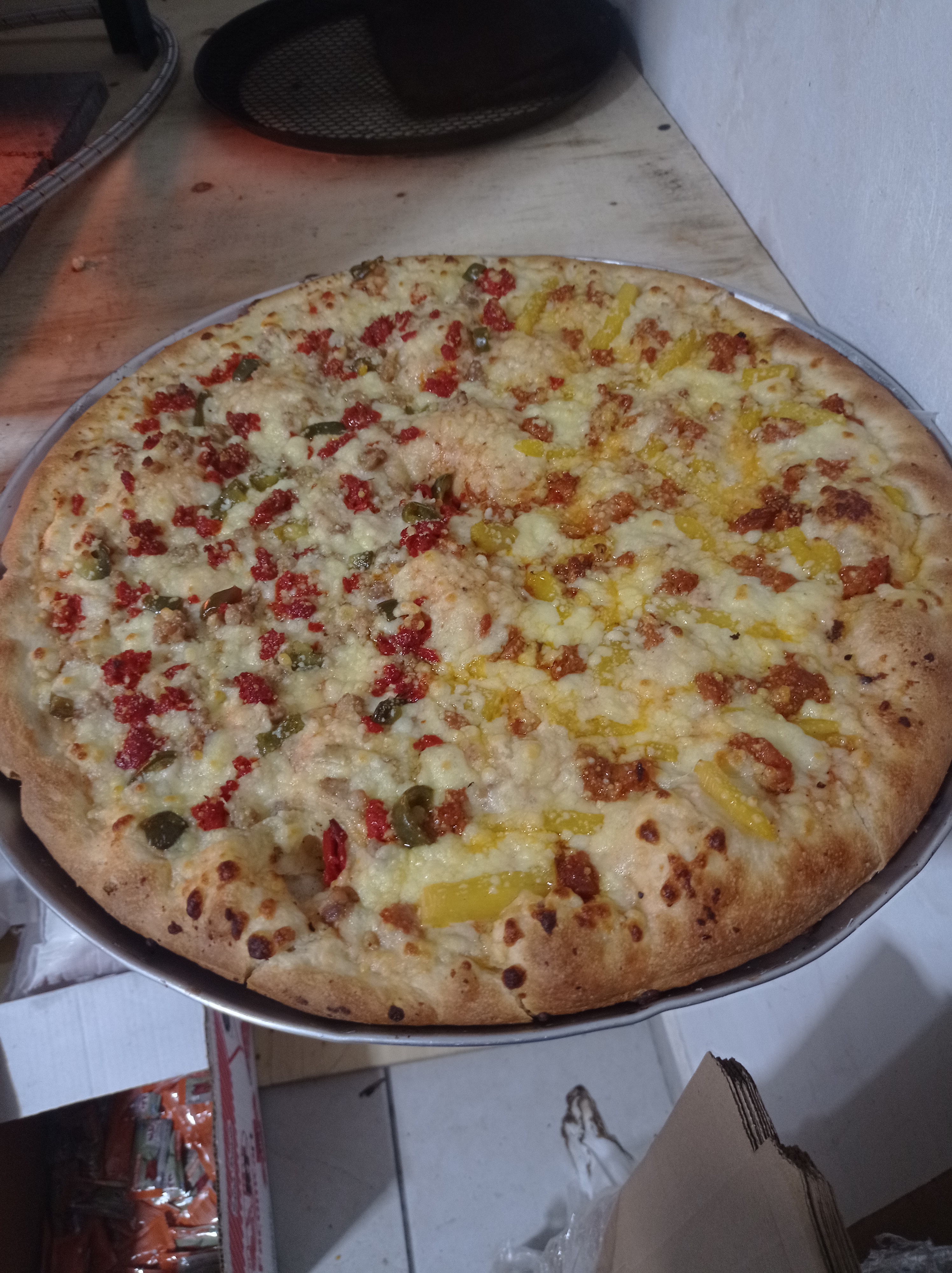 Zuri's Pizza image 3