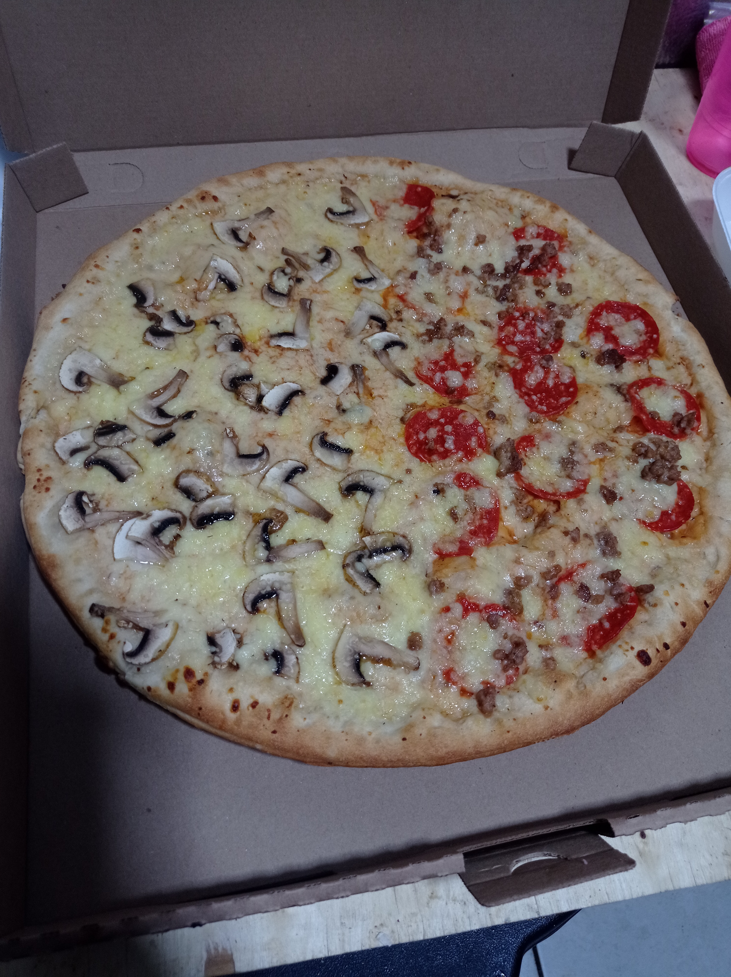 Zuri's Pizza image 4