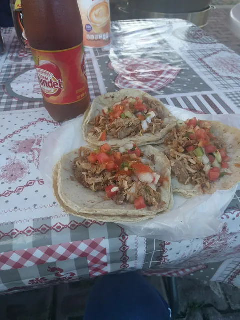 Tacos de carnitas El jimmy image 2